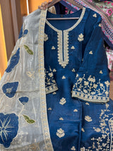 106 party wear jimmy cho 3 pc