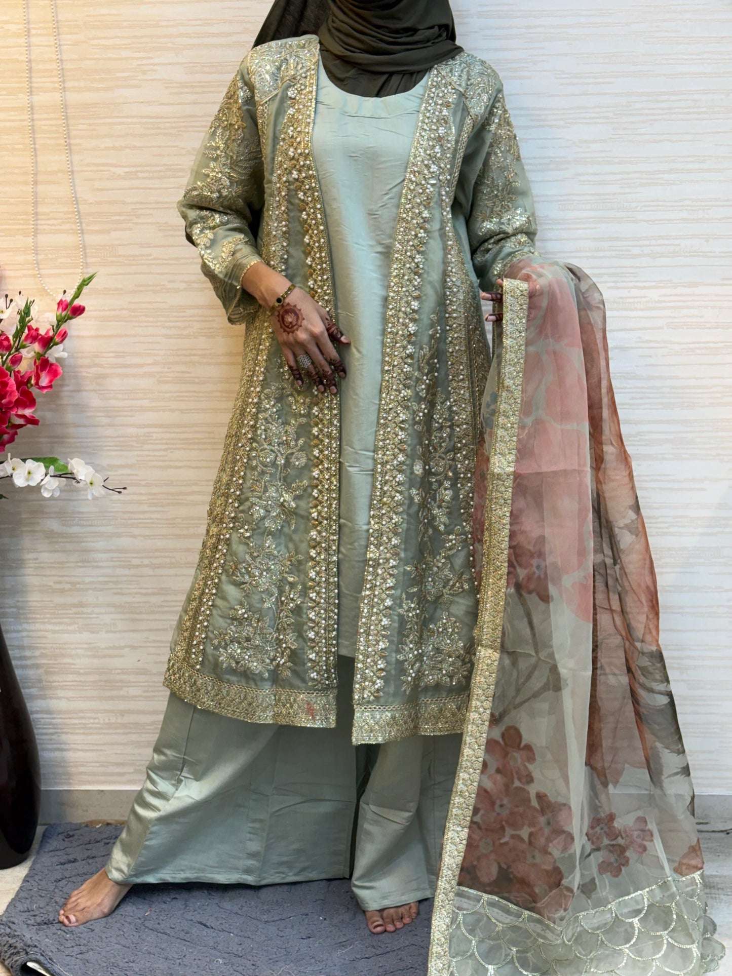 240 Noor-e-Zar Set - pista