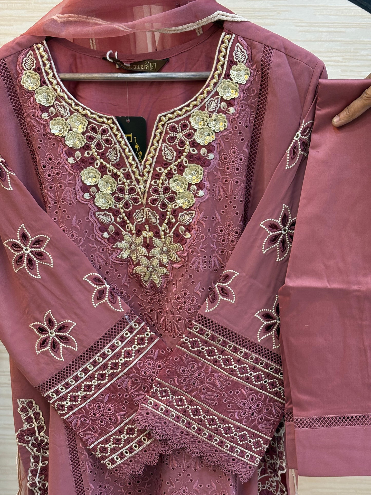208 Cutwork Partywear suit - pink