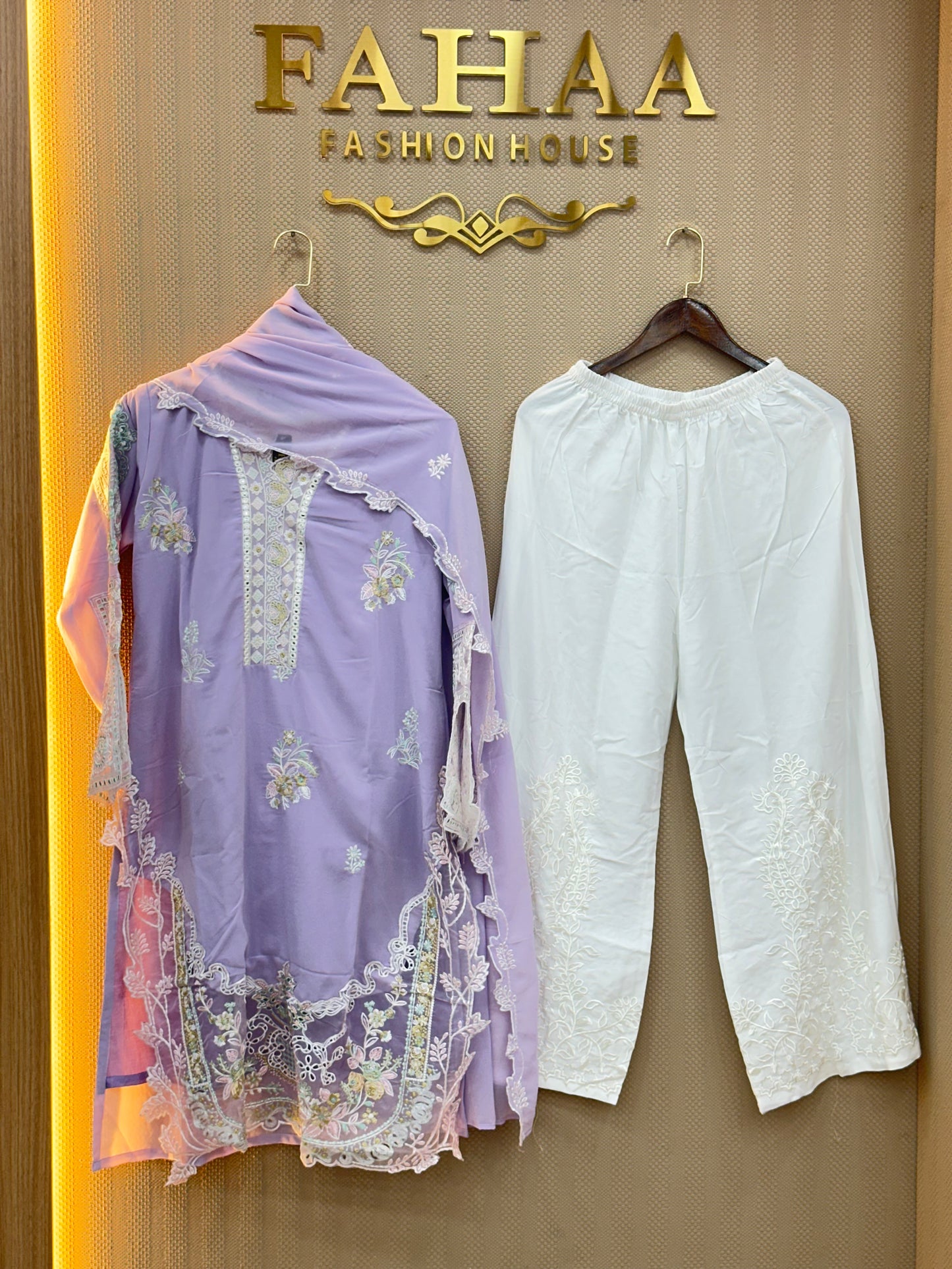 115 3pc pakistani v neck