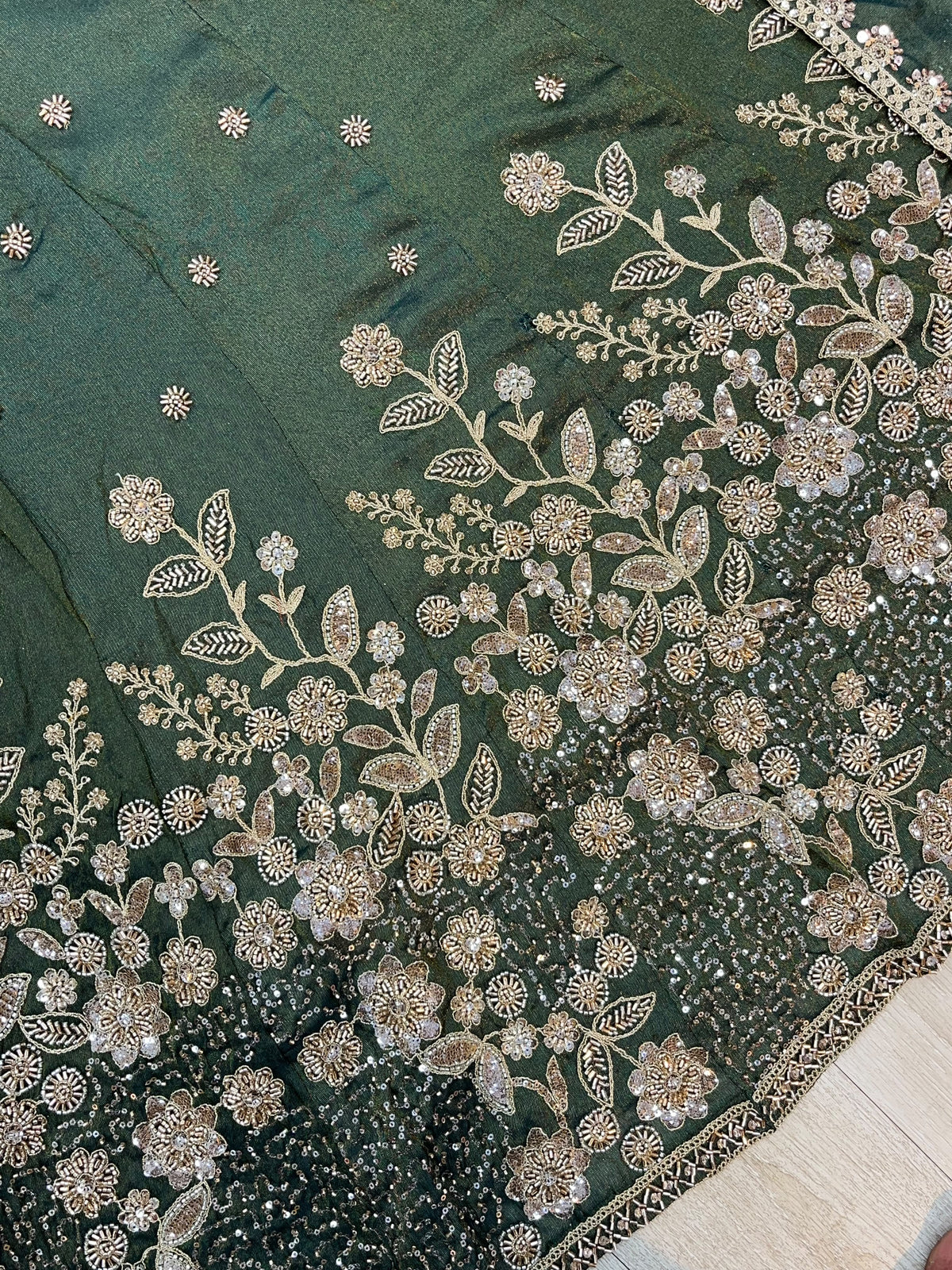 1525 Pakistani Heavy Partywear - Mehendi Green
