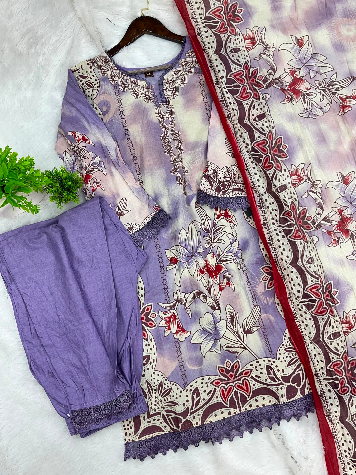 1237 Pakistani Printed Suit