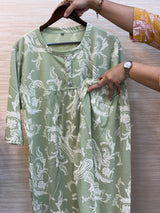 274 Button night wear