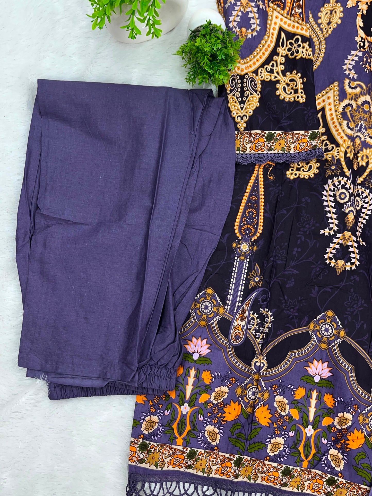 1235 Pakistani Printed Suit