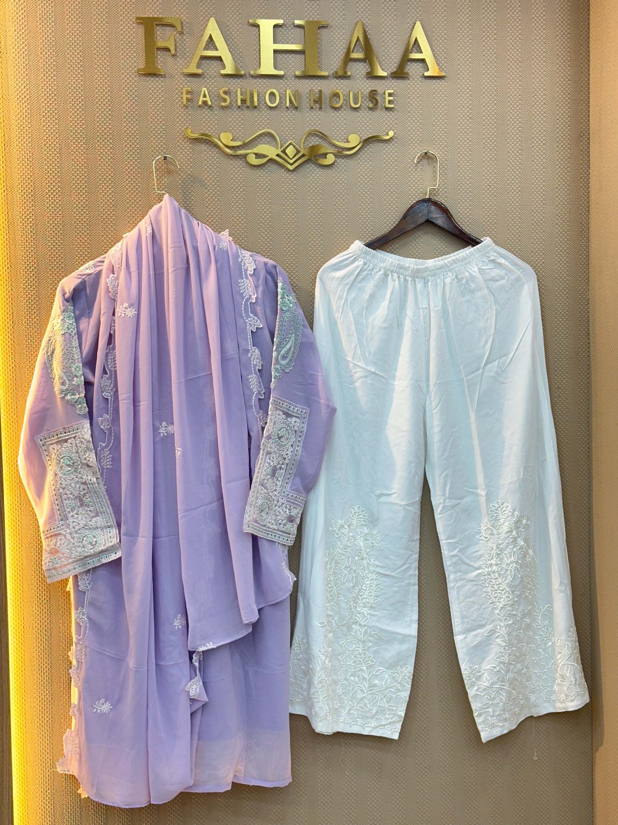 115 3pc pakistani v neck