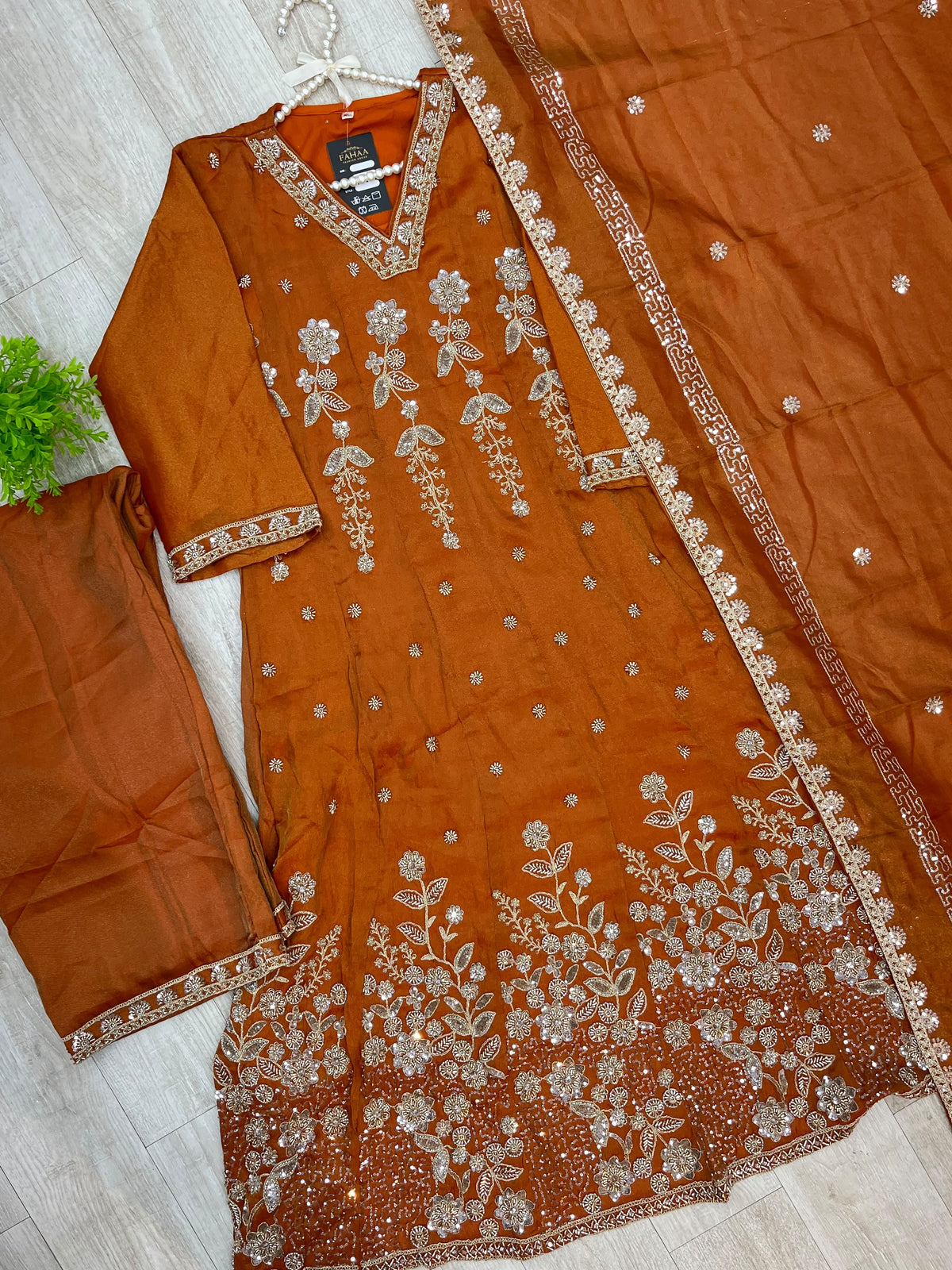1525 Pakistani Heavy Partywear - Rusty Orange