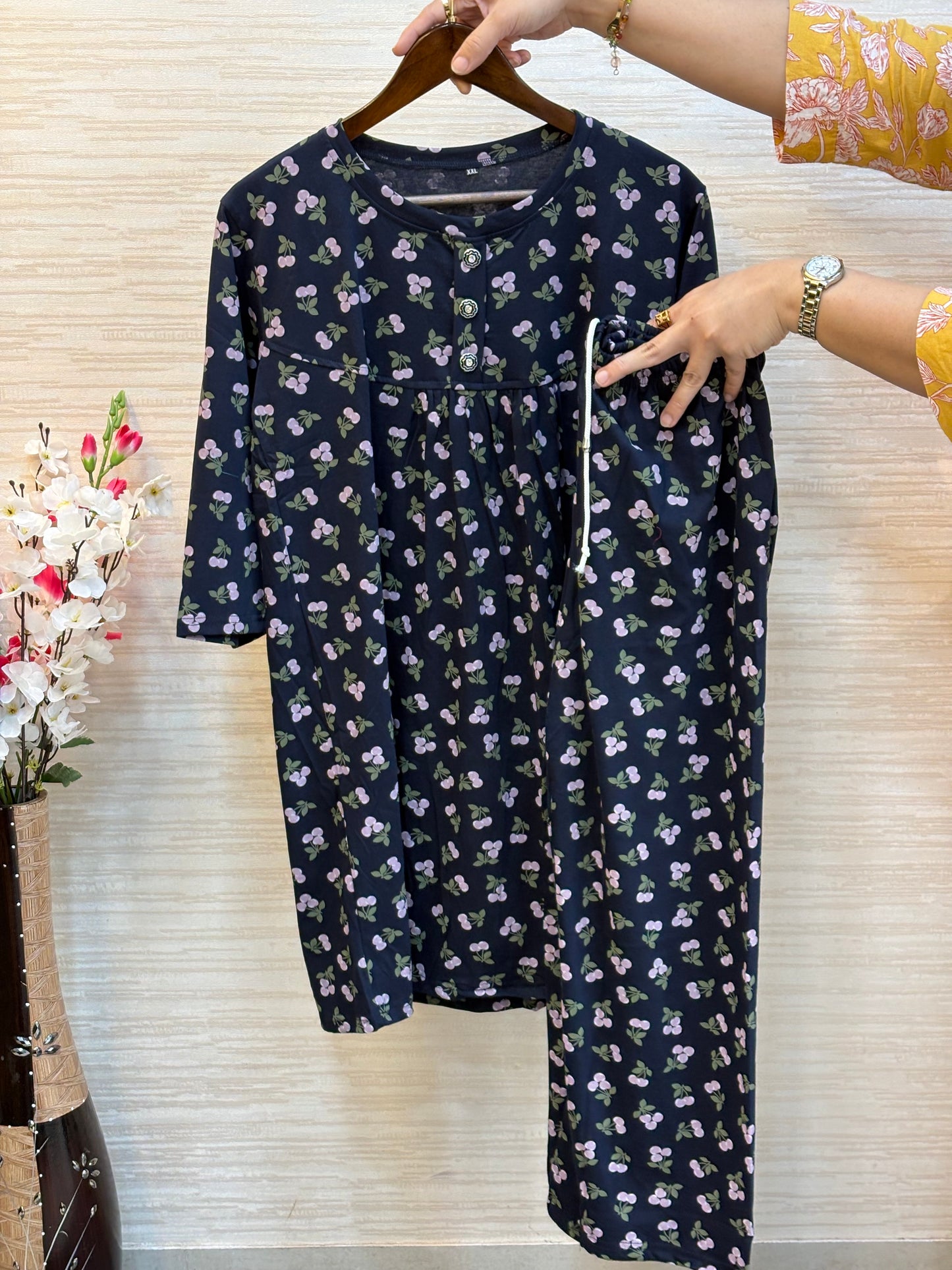 273 Button night wear