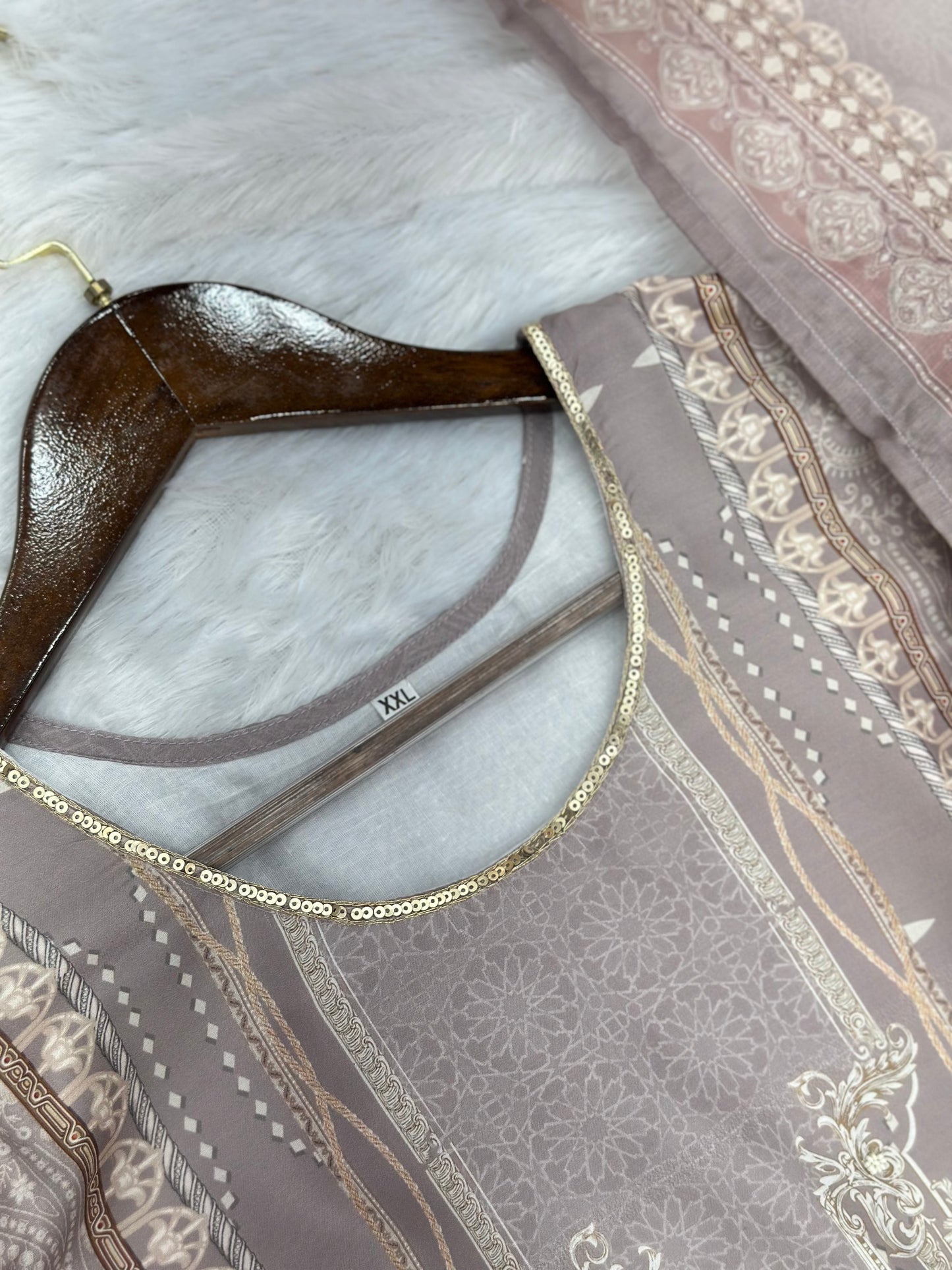 638 Muslin 3pc Pakistani Cordset