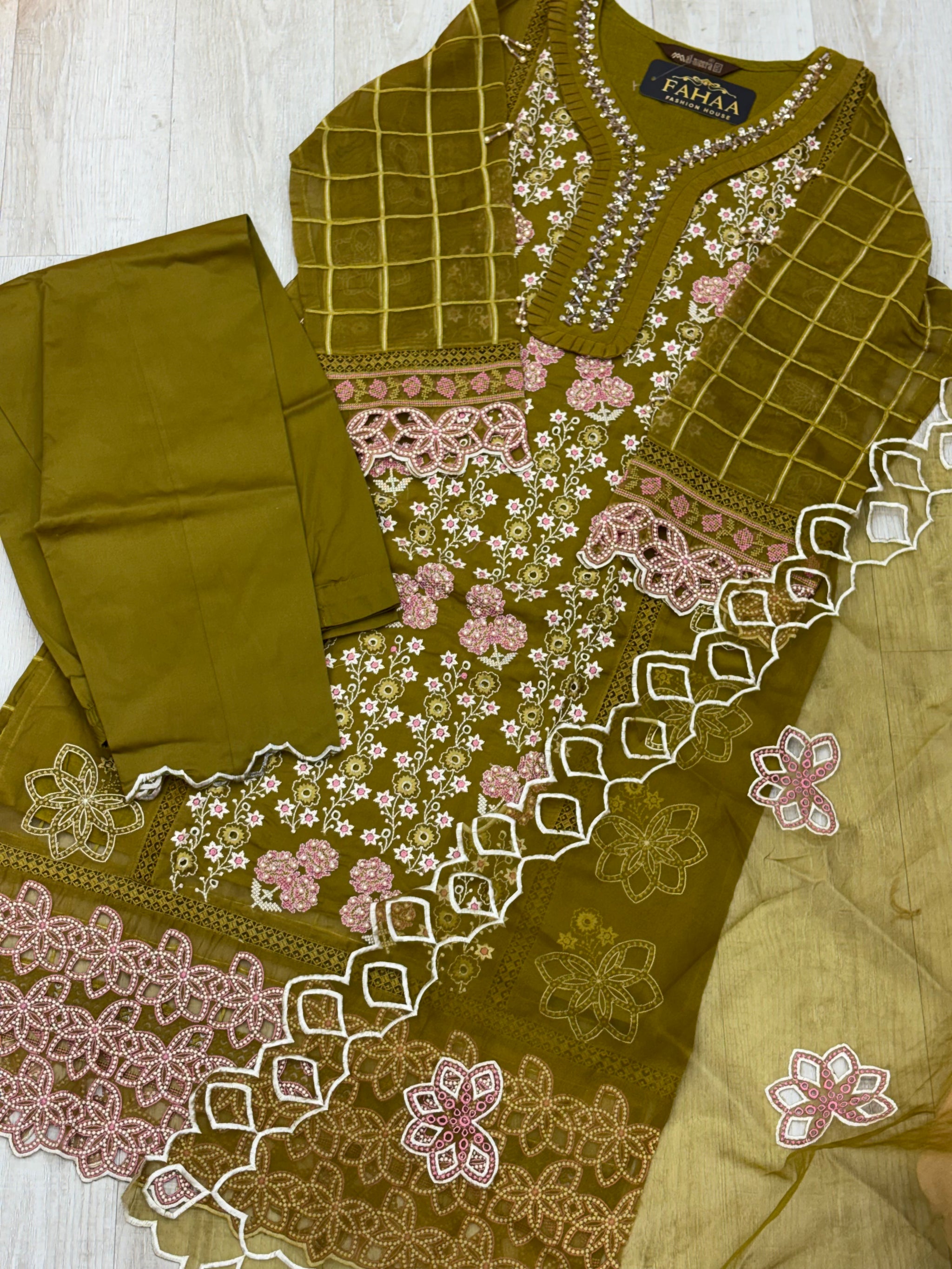 117 original AL MEERA - green