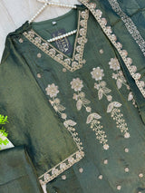 1525 Pakistani Heavy Partywear - Mehendi Green