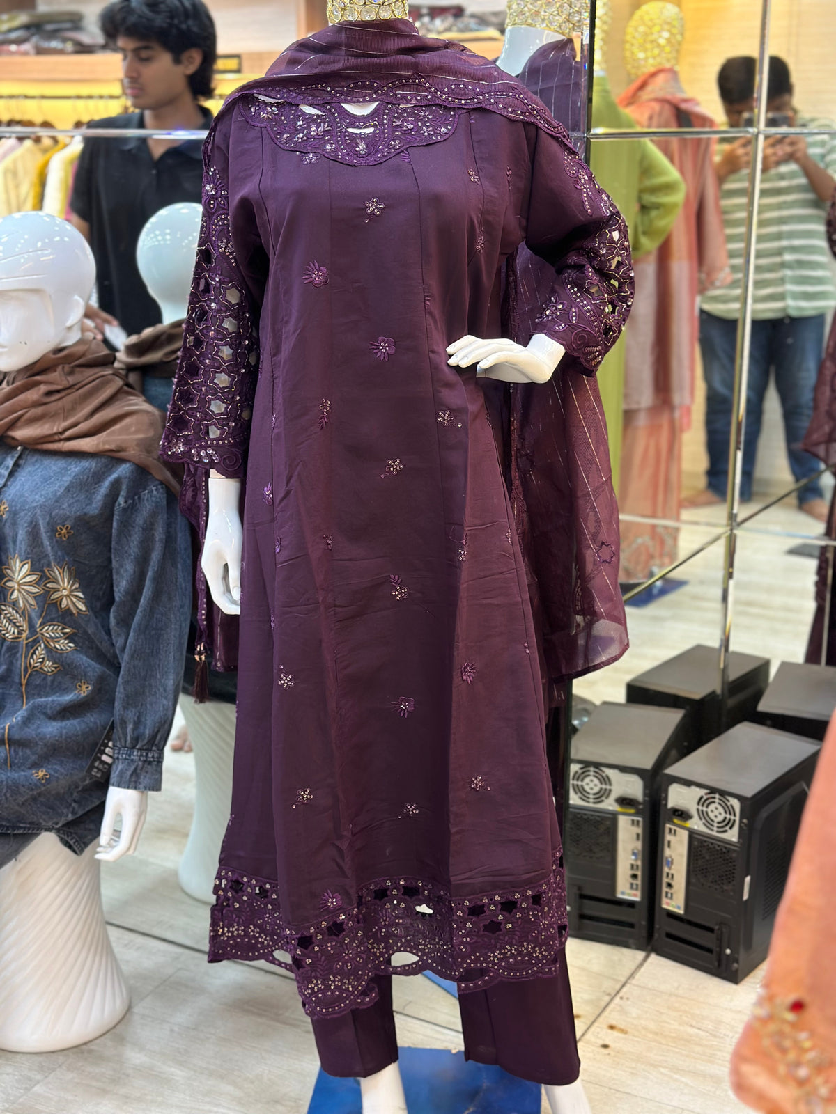1475 Pakistani Party Wear - Wine