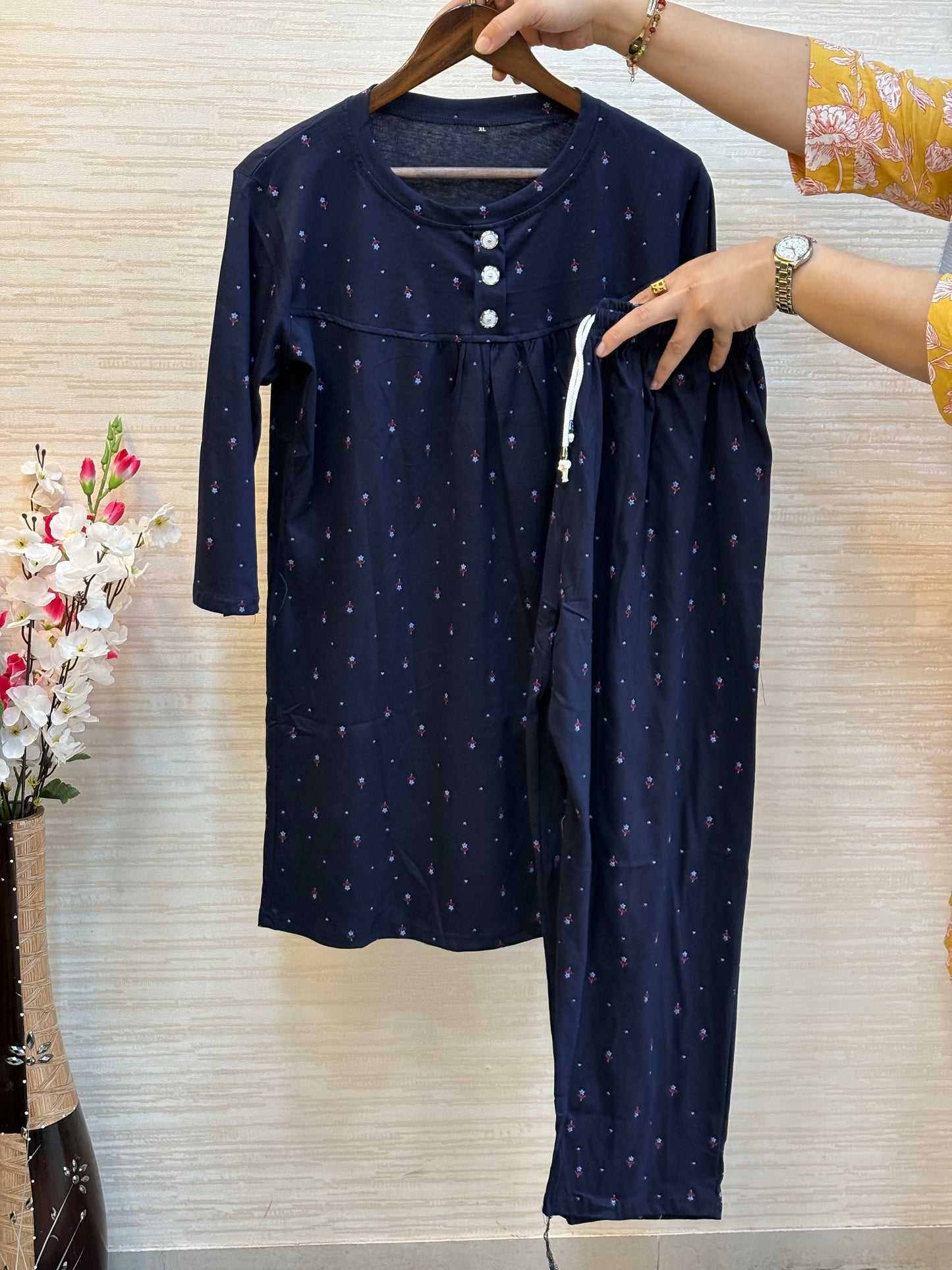 275 Button night wear