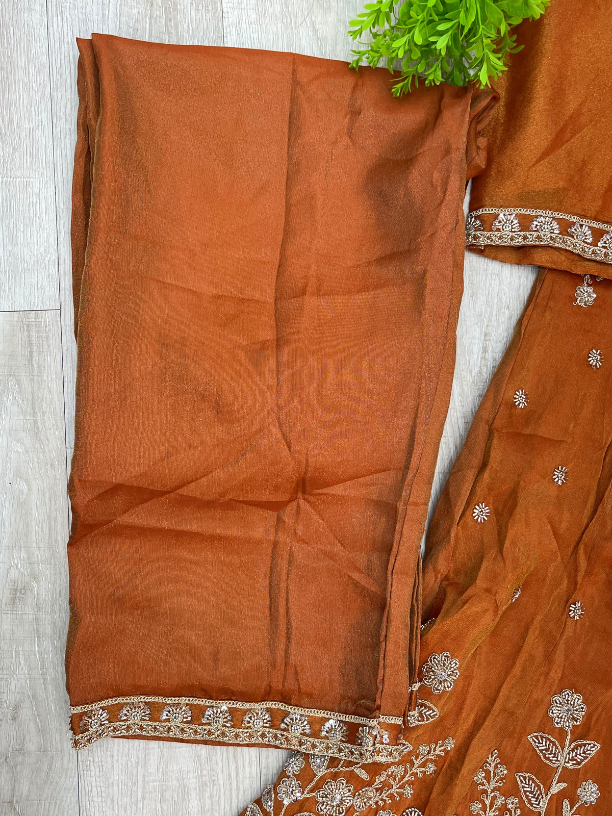 1525 Pakistani Heavy Partywear - Rusty Orange