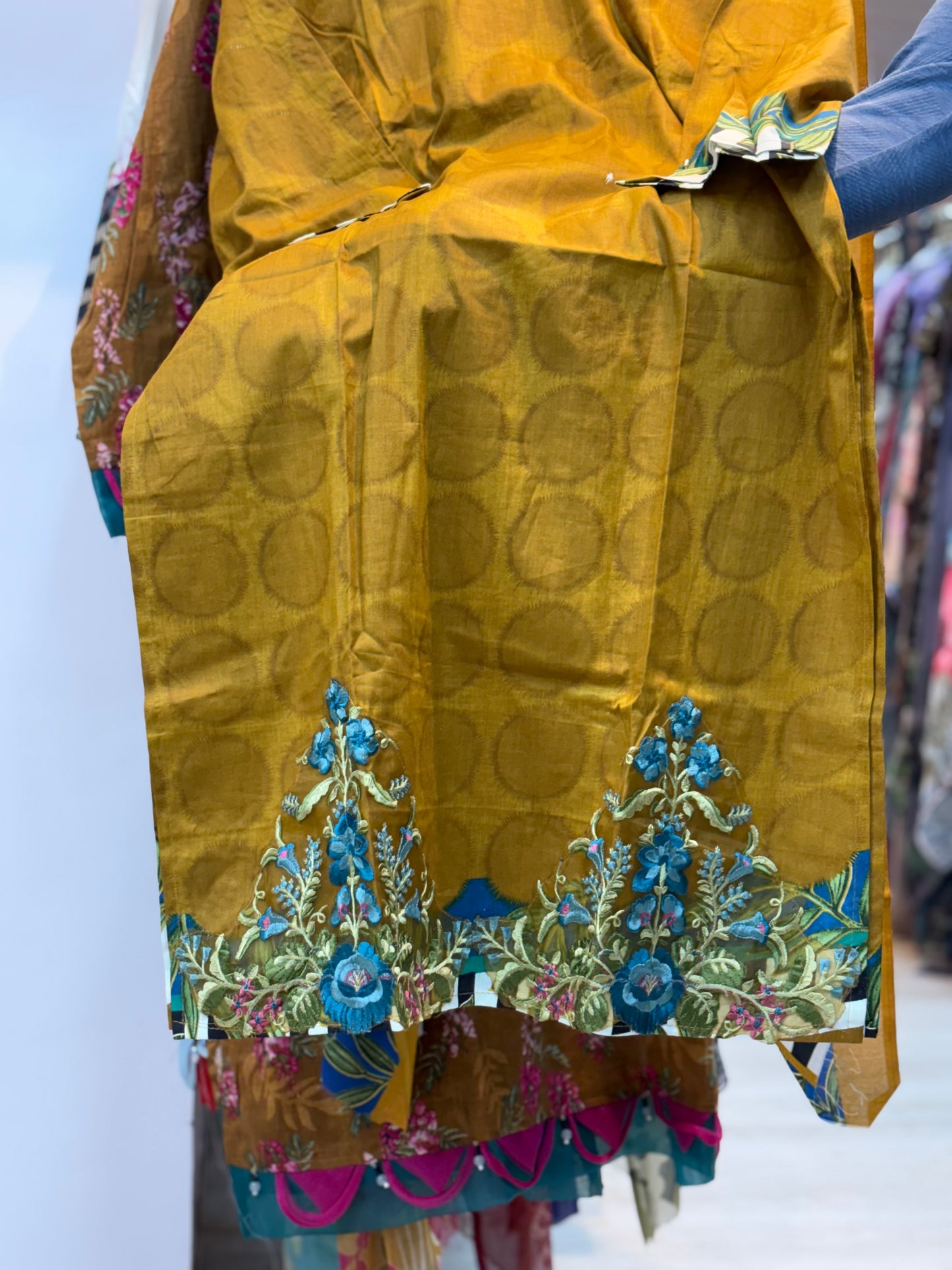 079 lawn cotton suit