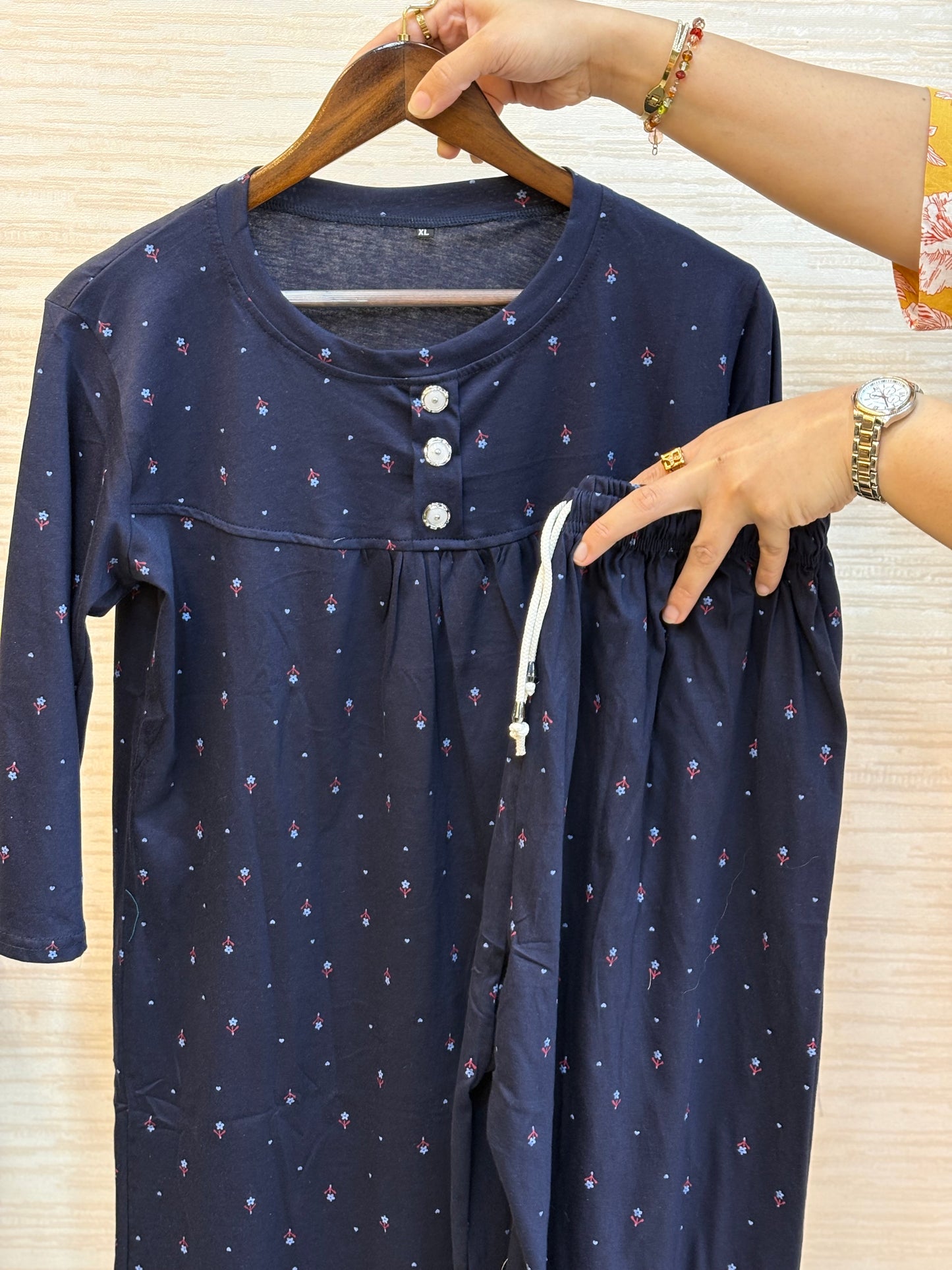 275 Button night wear