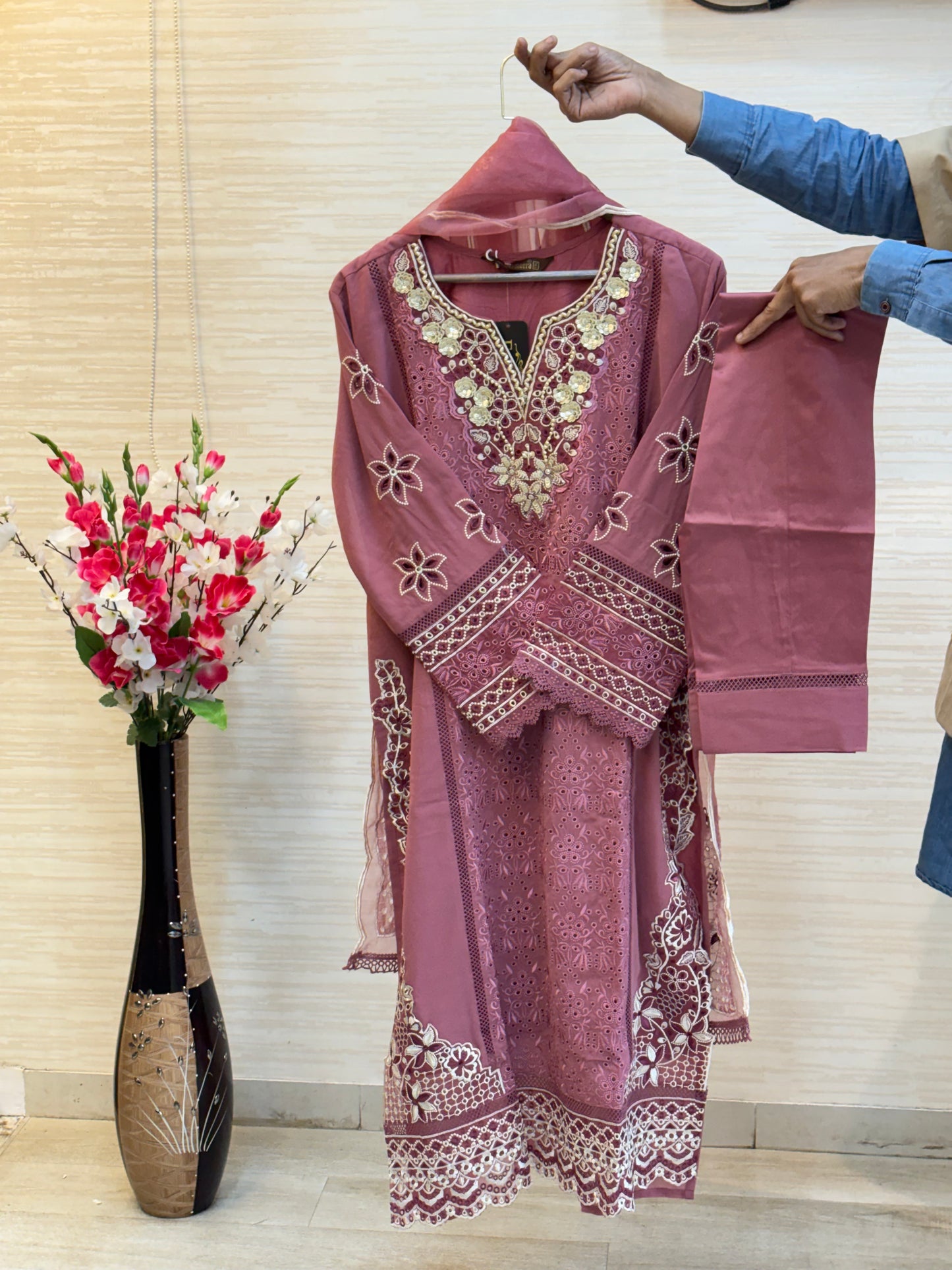 208 Cutwork Partywear suit - pink