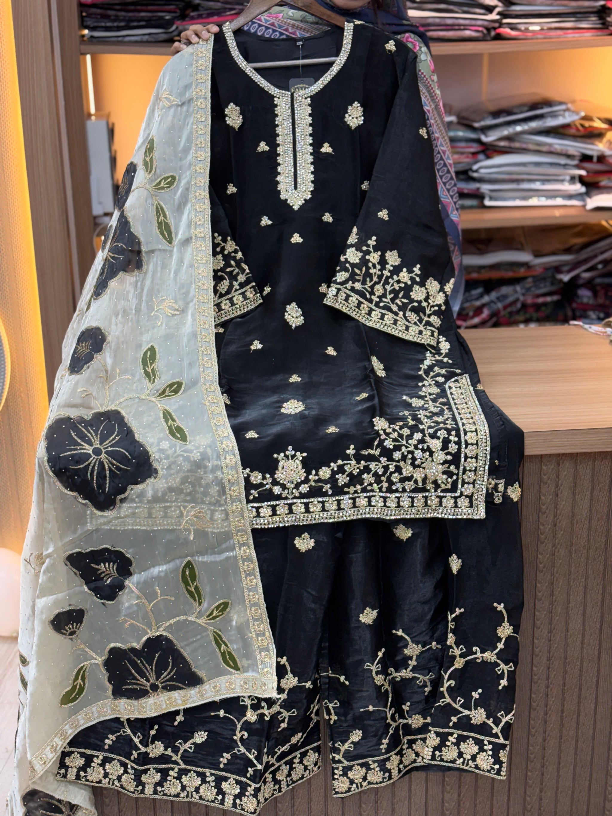 102 party wear jimmy cho 3 pc