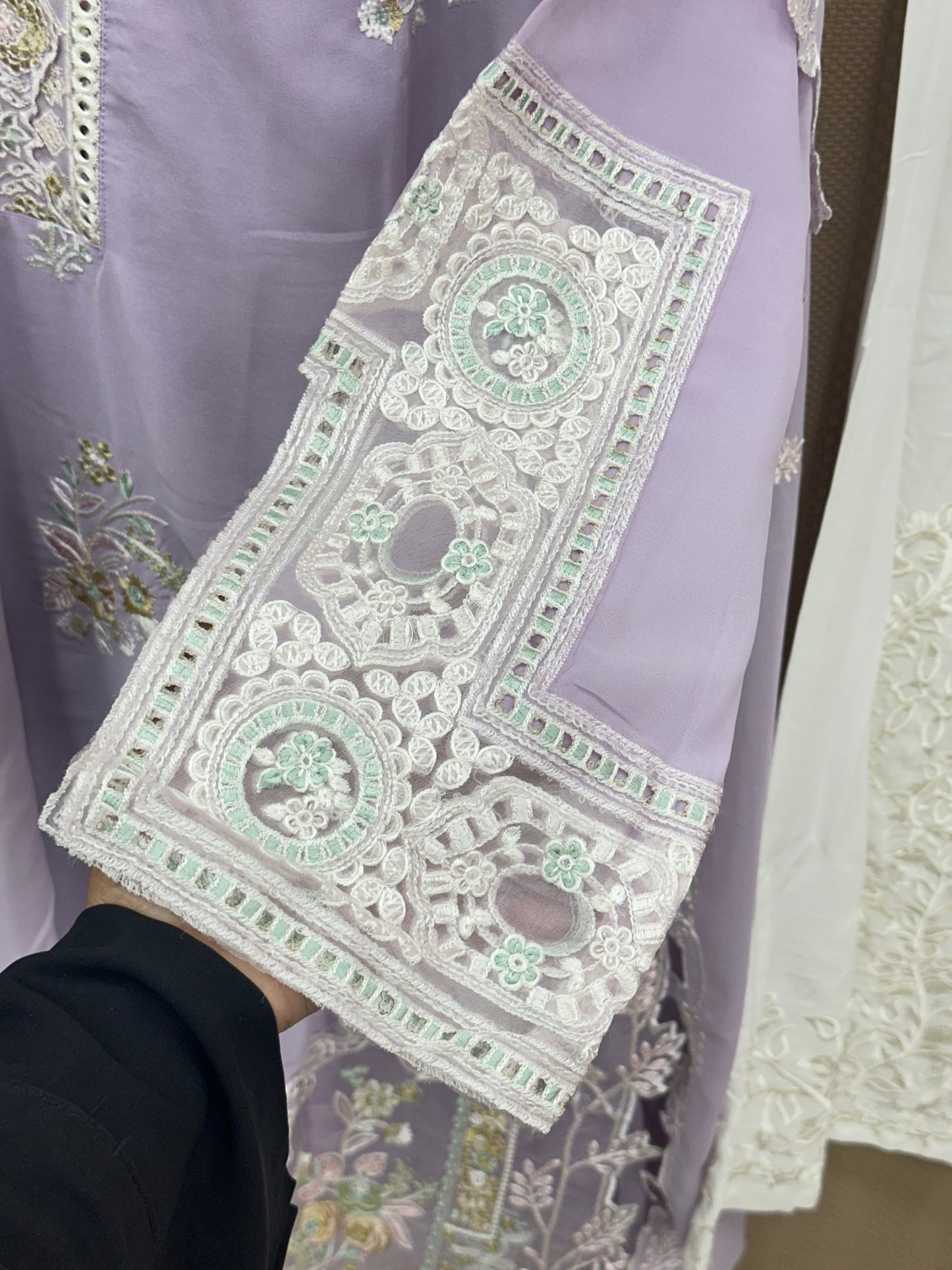 115 3pc pakistani v neck