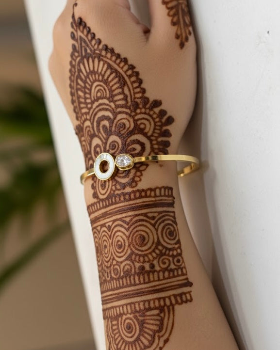 059 Crystal Circle Gold Cuff Bracelet