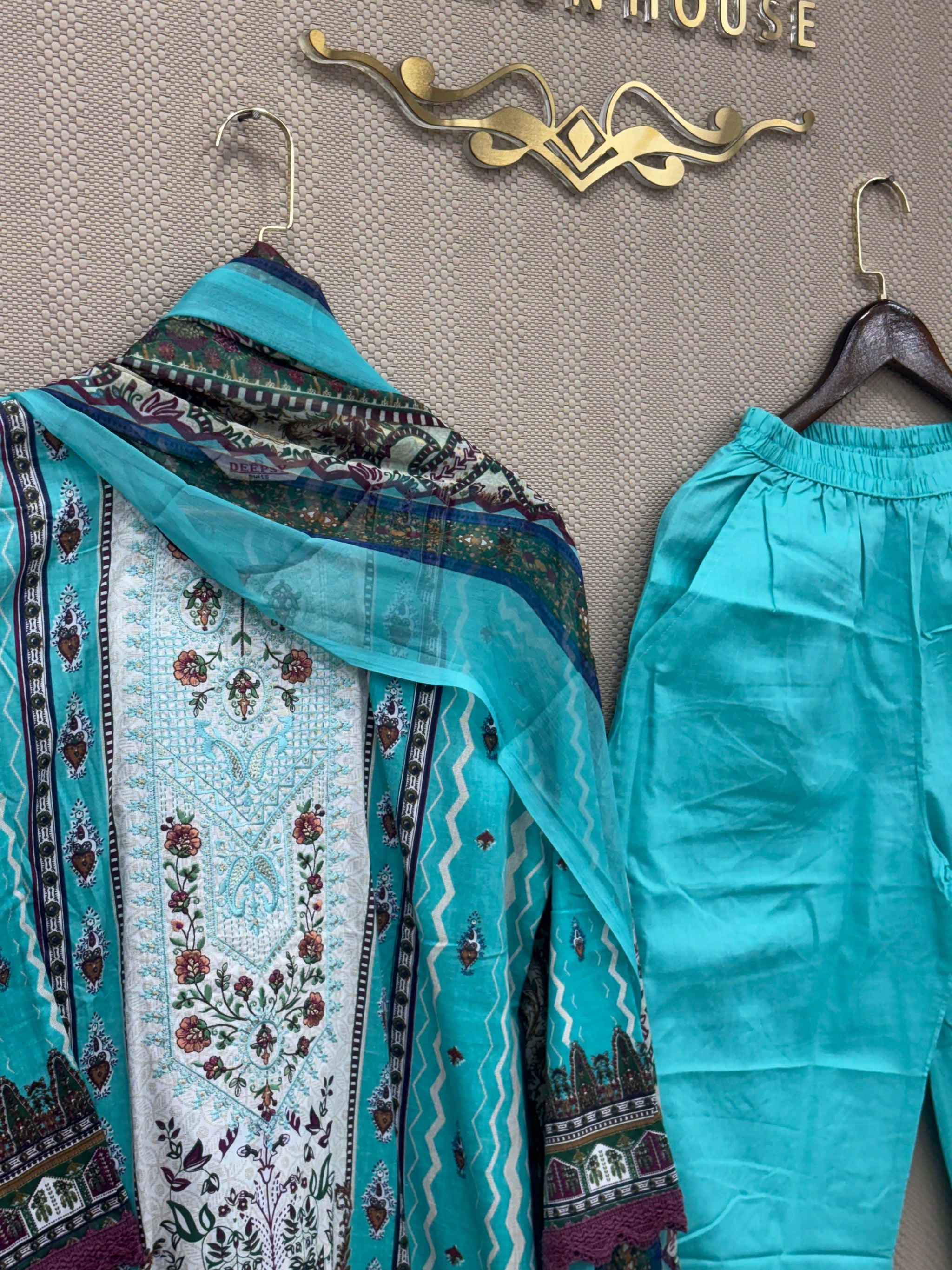 086 lawn cotton suit