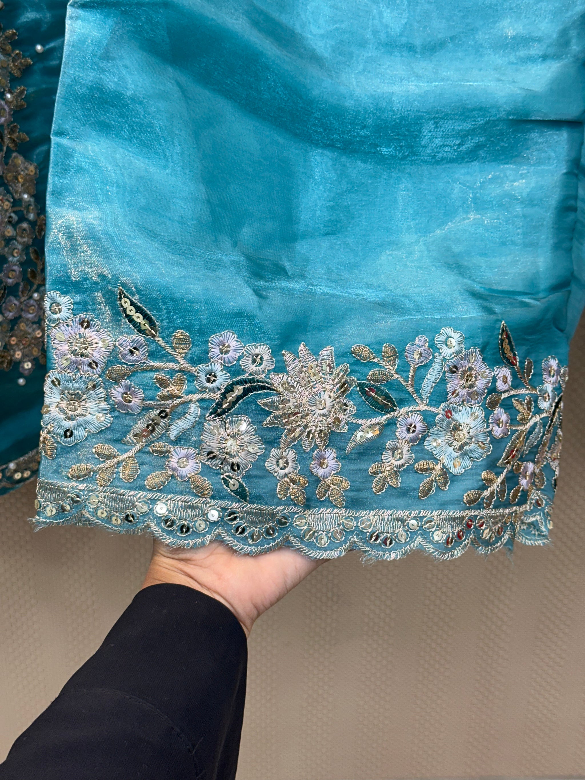 112 party wear jimmy cho 3 pc