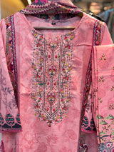 216 embroidered cotton suit