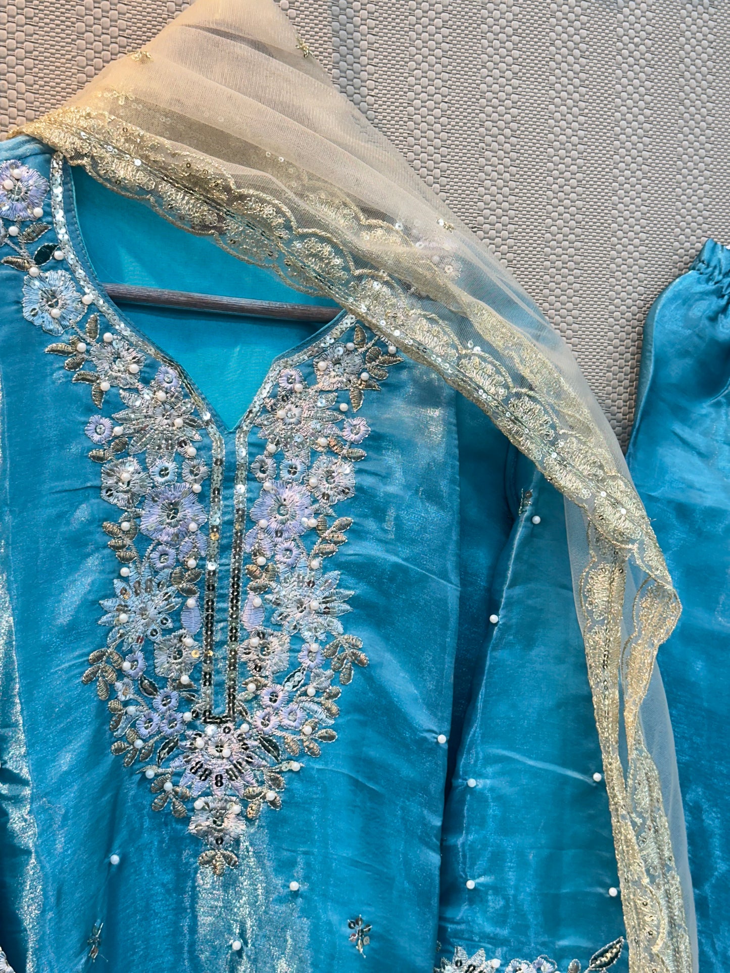 112 party wear jimmy cho 3 pc