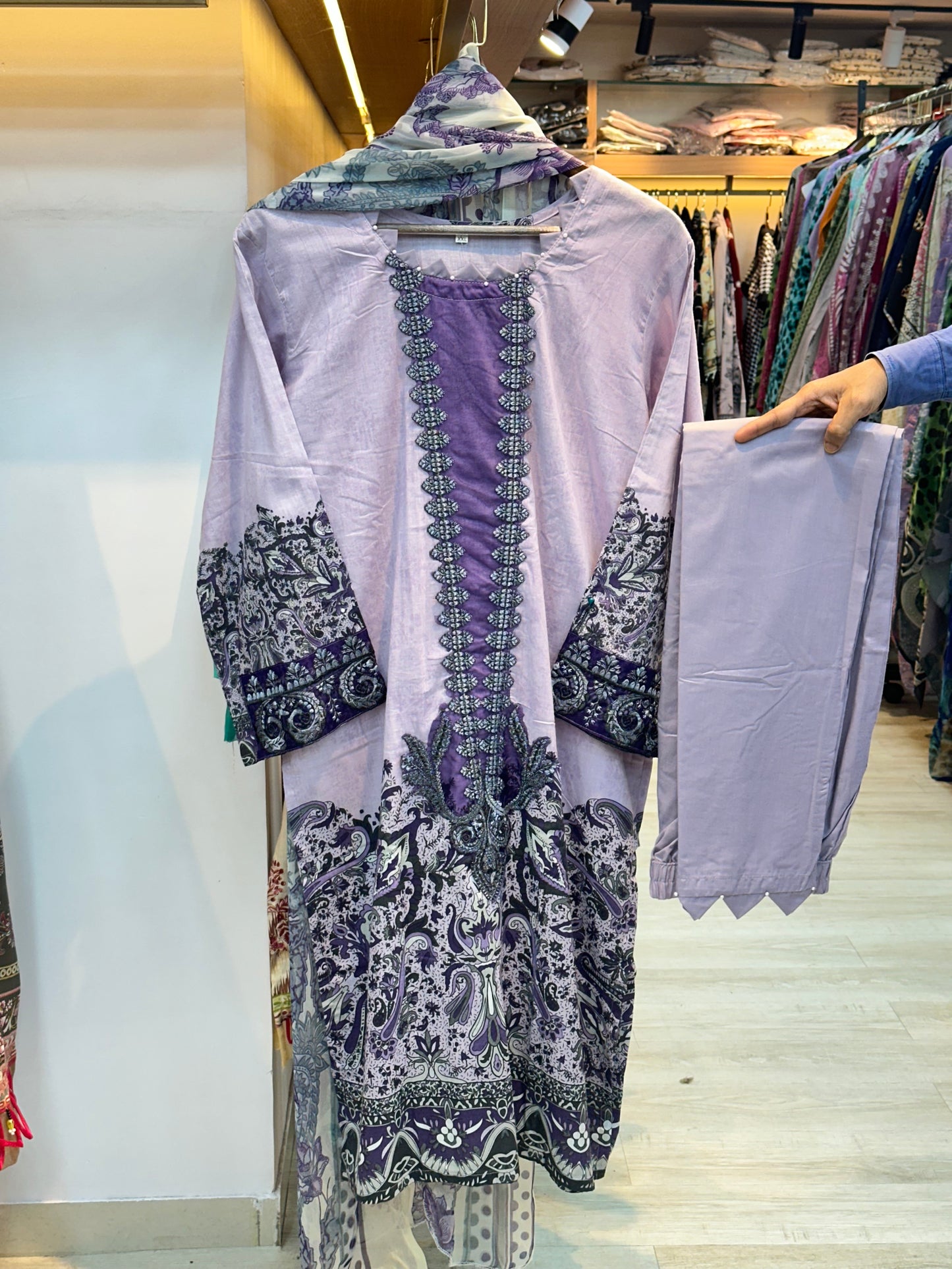 202 lawn cotton suit