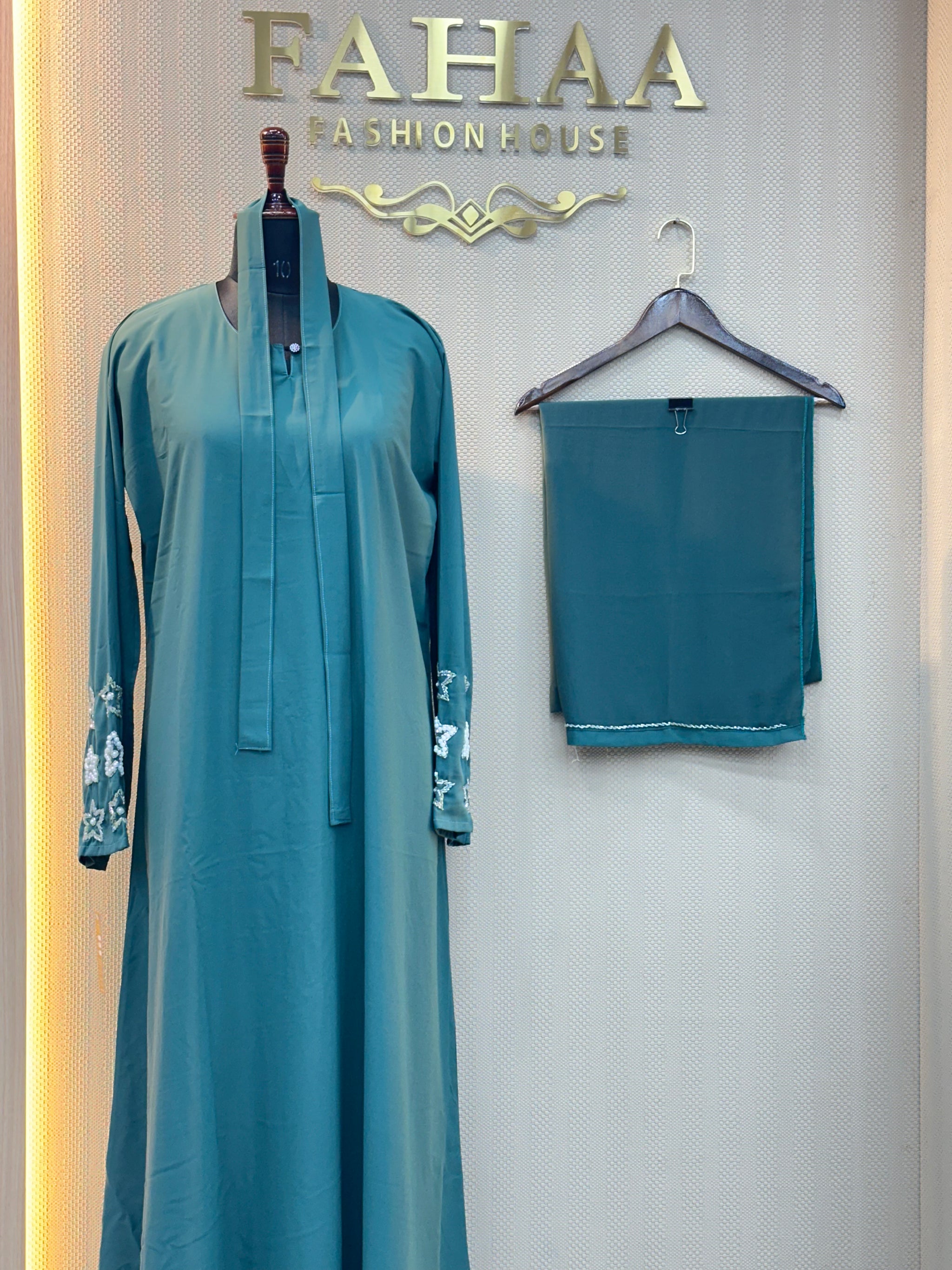 052 Green straight Abaya