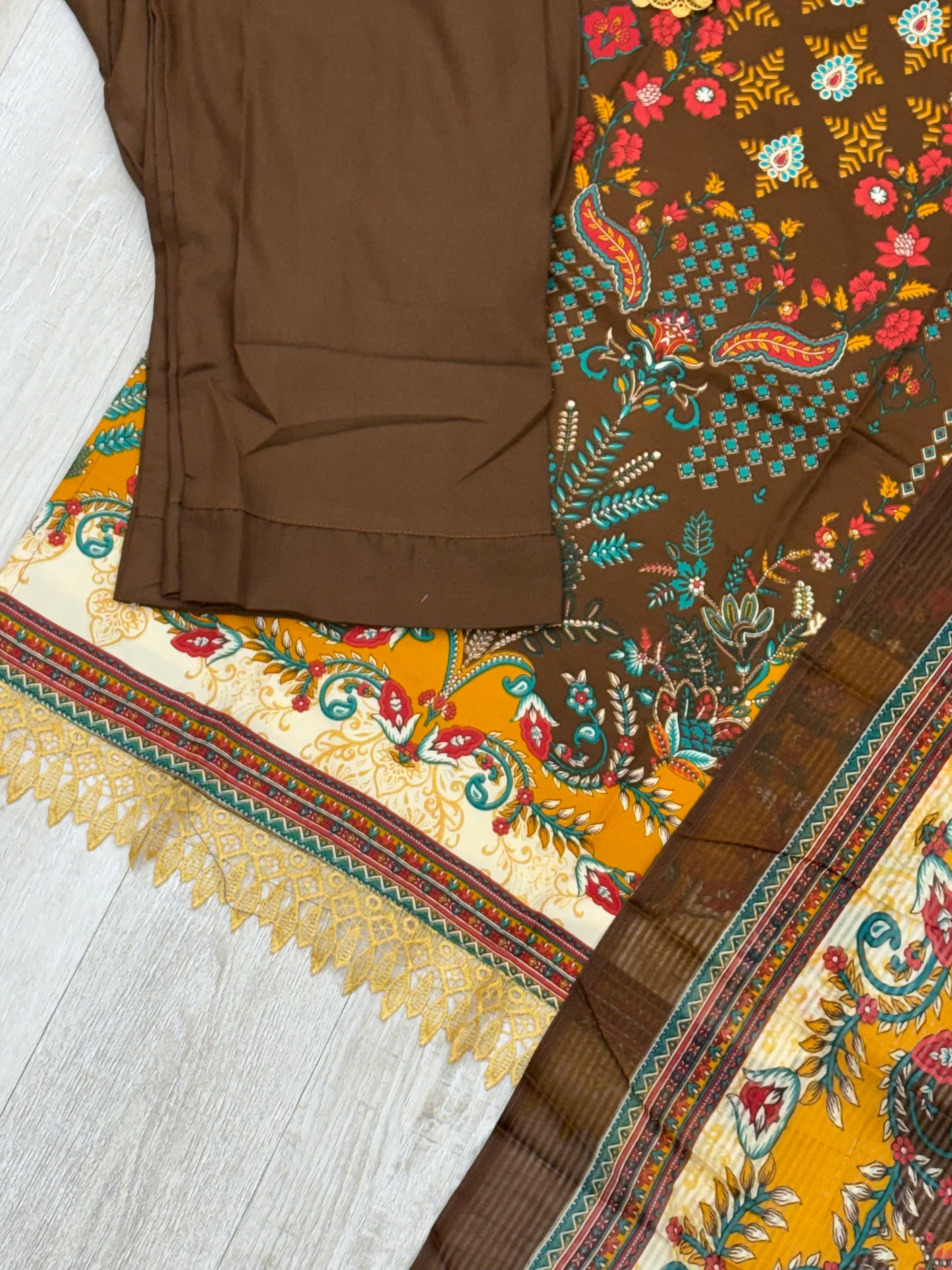 253 embroidered cotton suit