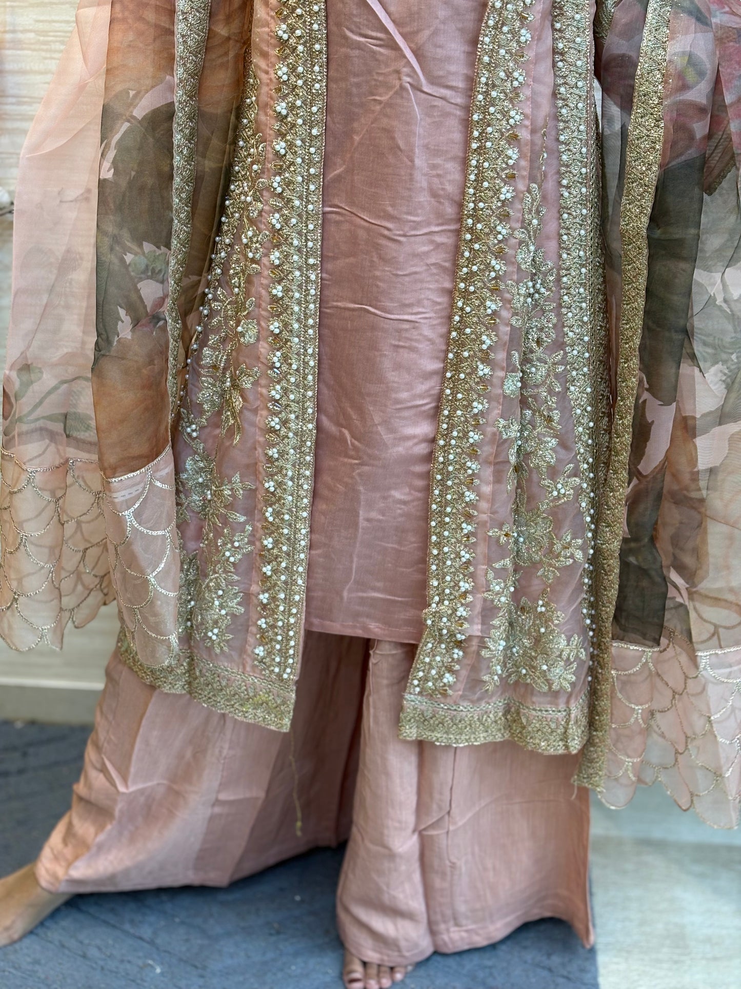 240 Noor-e-Zar Set - peach