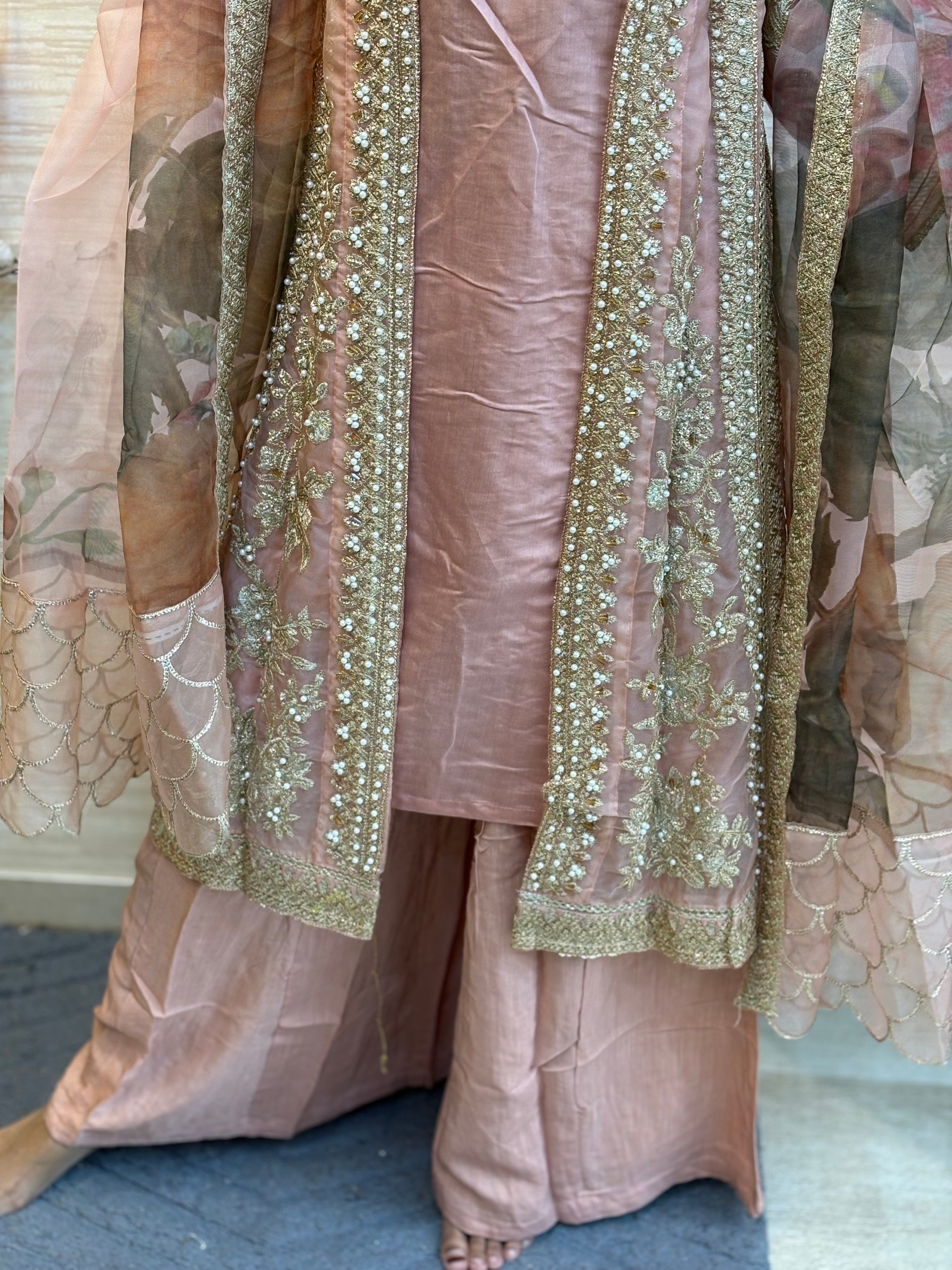 240 Noor-e-Zar Set - peach