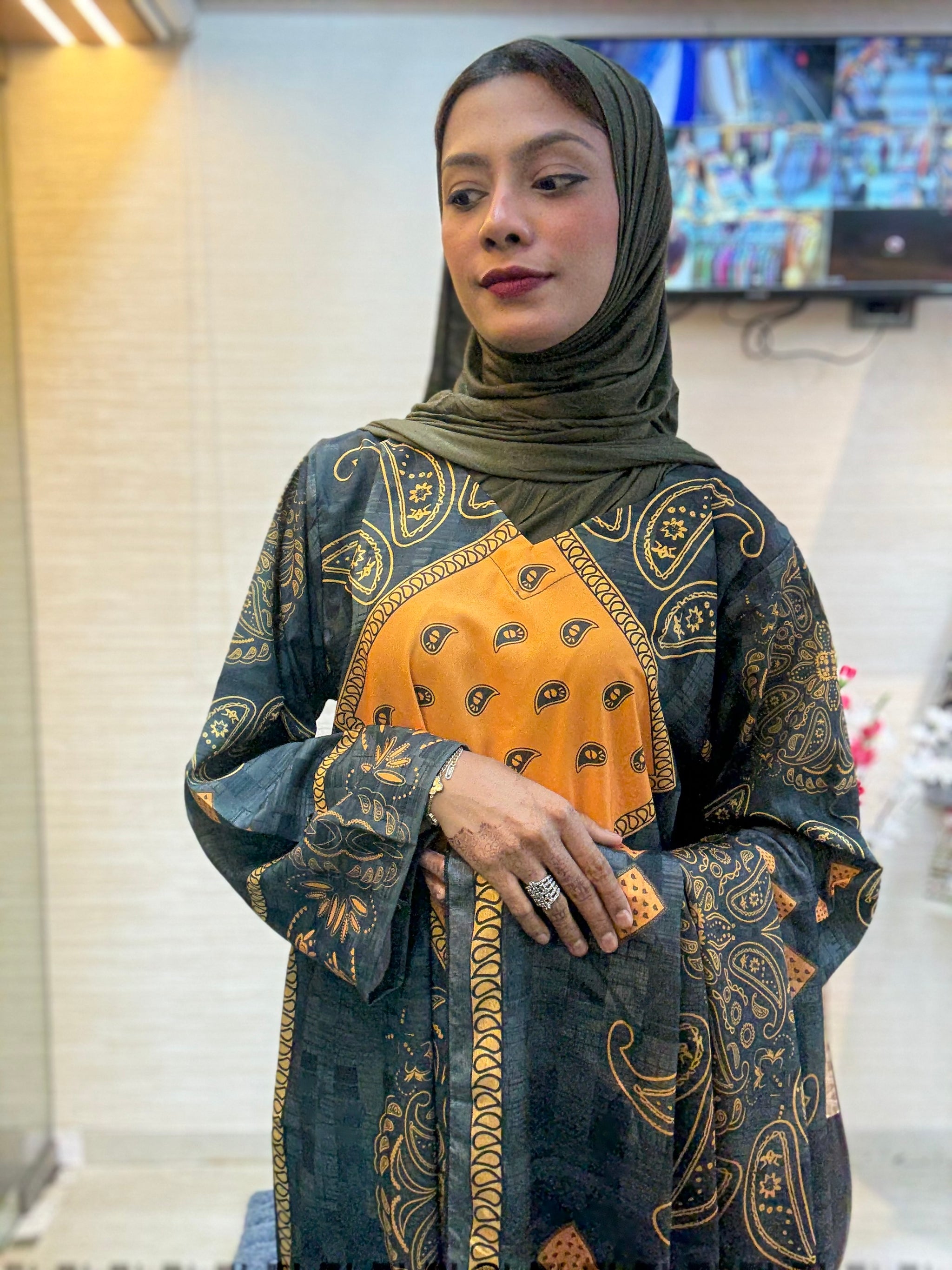 037 pakistani cordset