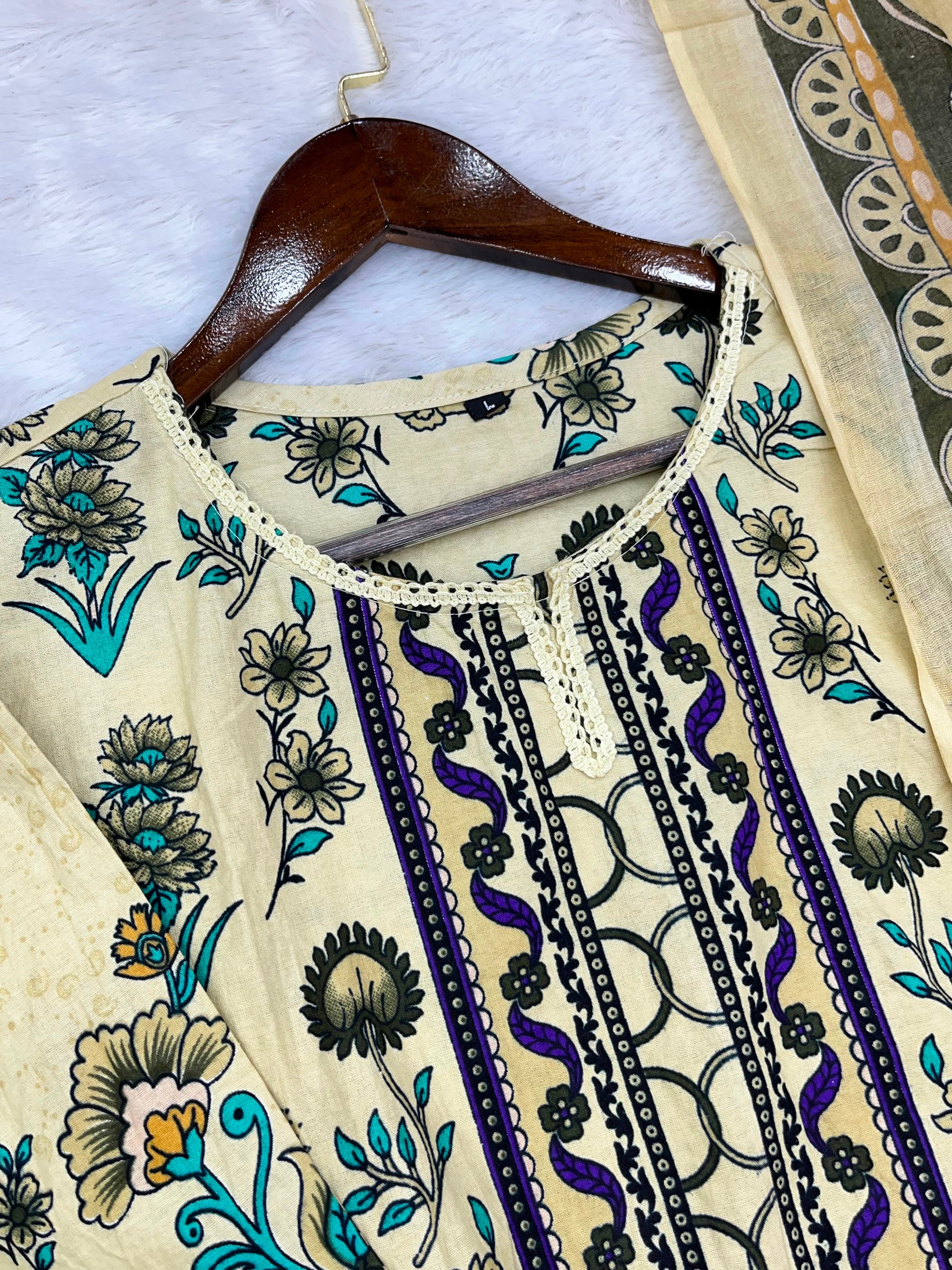 1240 Pakistani Printed Suit