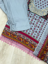 250 embroidered cotton suit