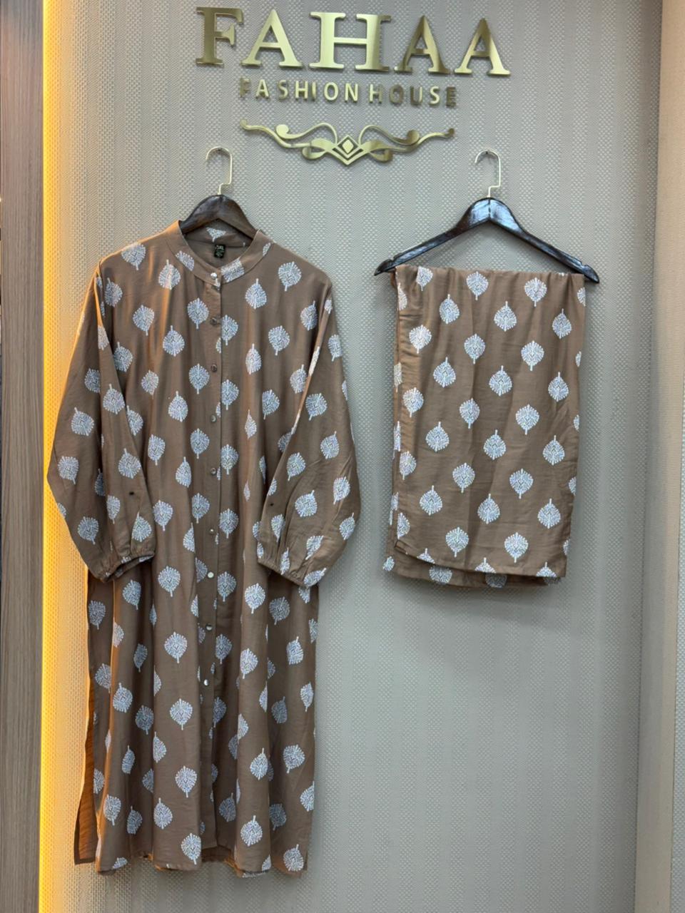 Lawn Maroon Stitched Suit - Zellbury