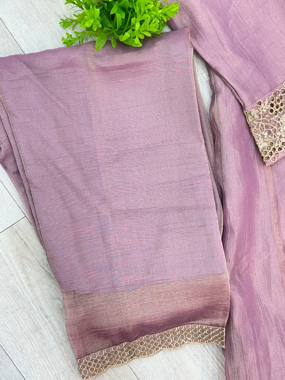 1527 Pakistani Anarkali Gown - Mauve
