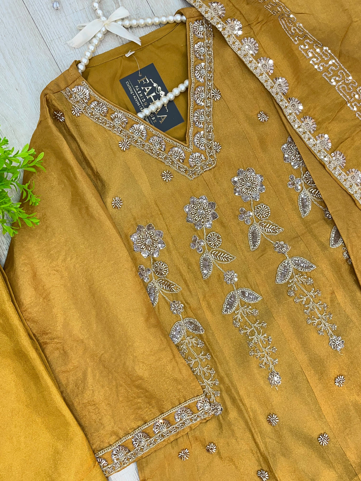 1525 Pakistani Heavy Partywear - Mustard