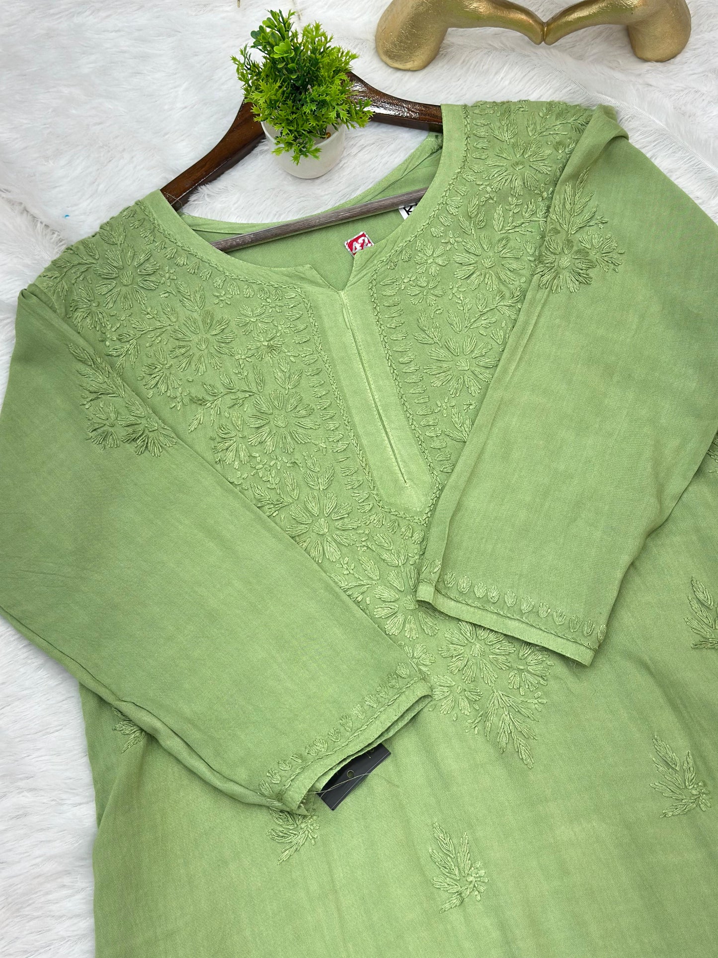 685 Lucknowi Long Kurti - Pista Green