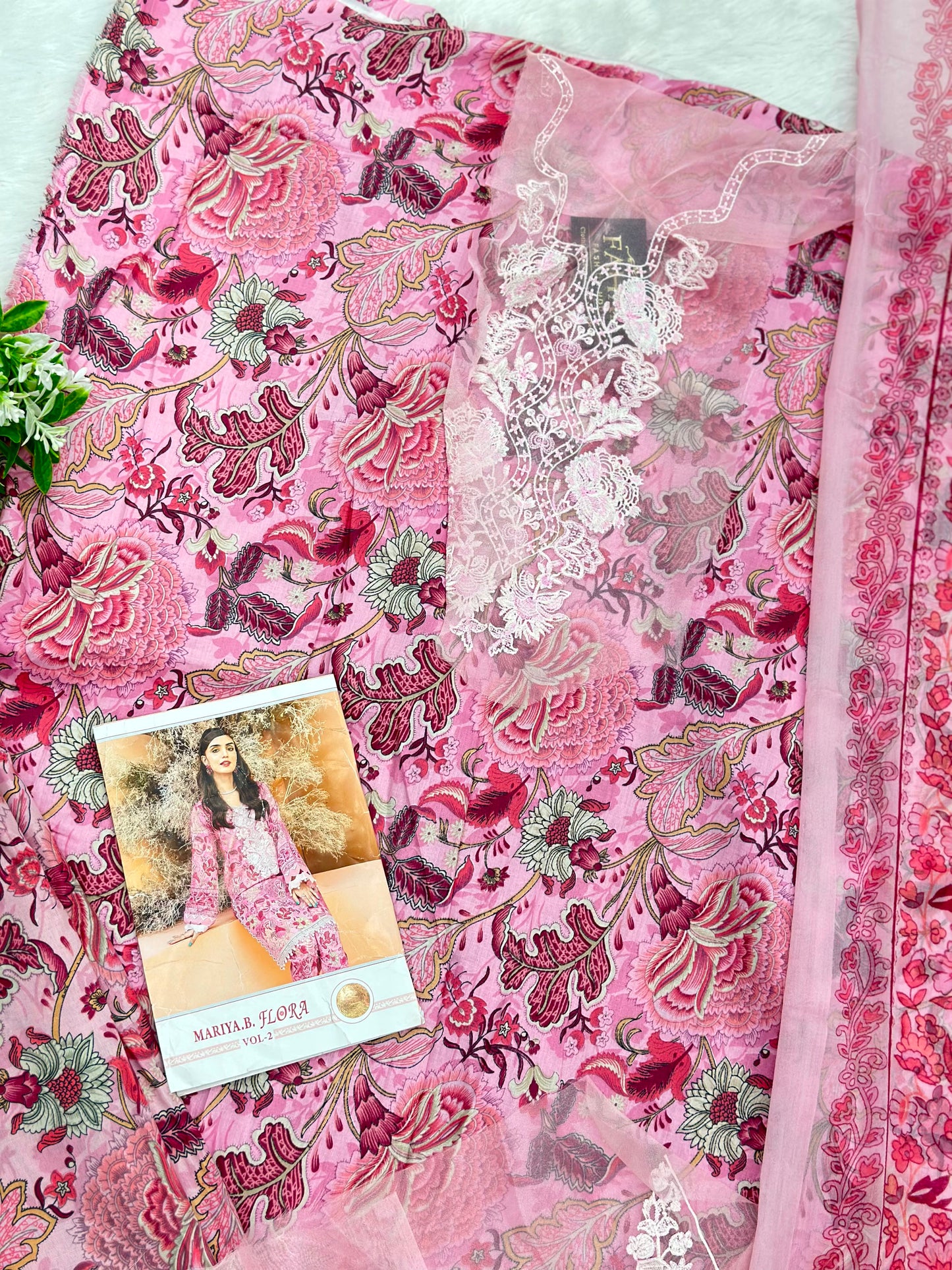 981 Unstitched Maria-B Flora Lawn Suit