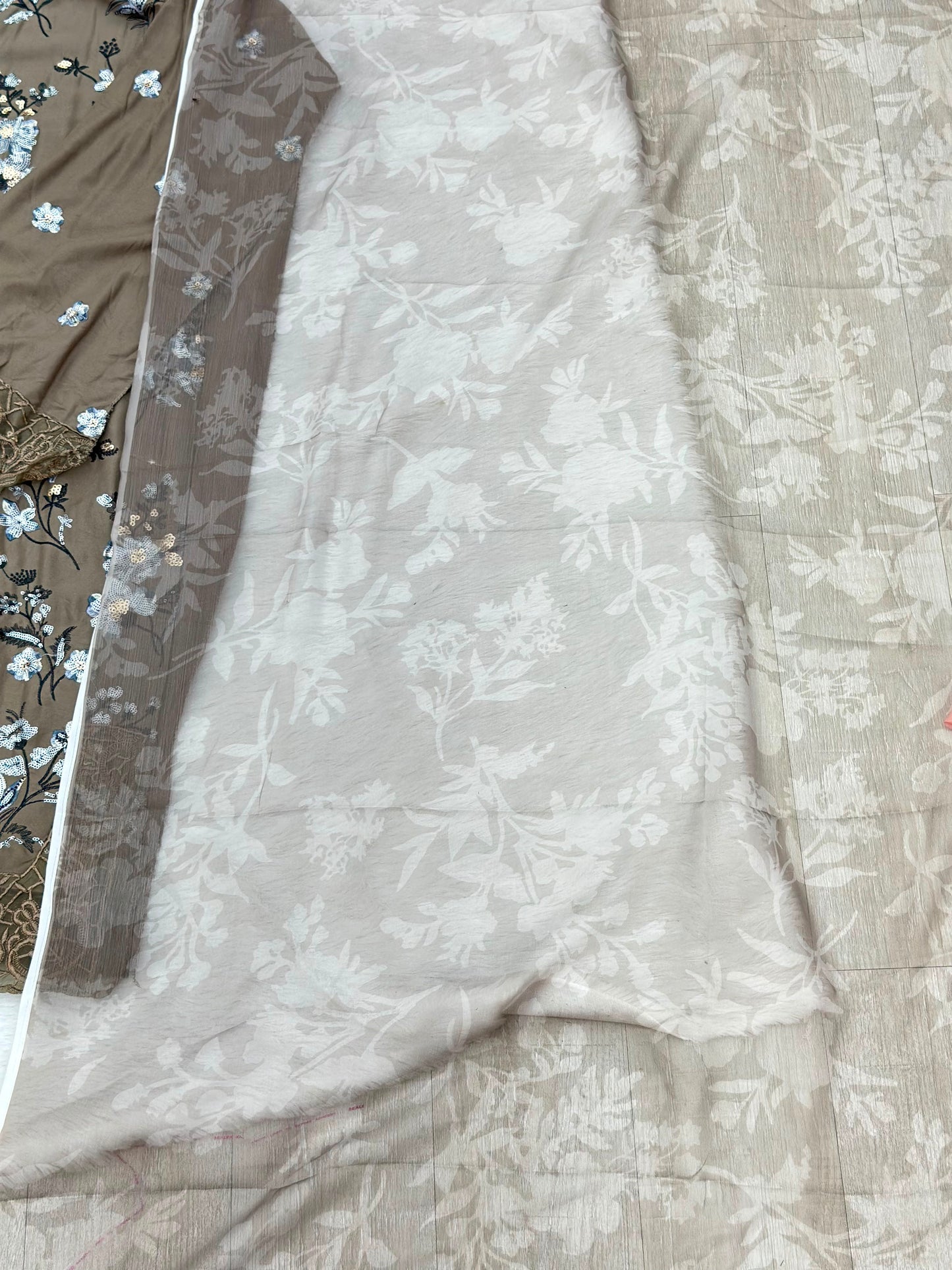 977 Unstitched Maria-B Lawn Suit