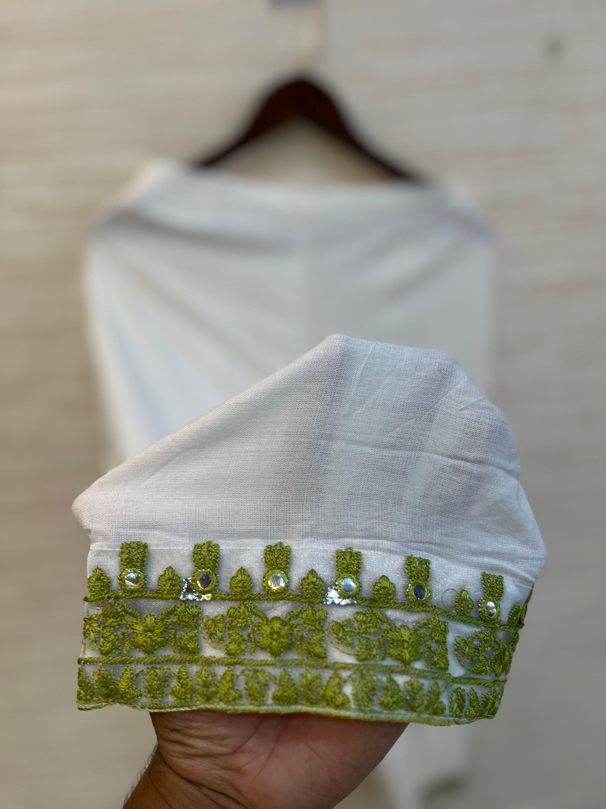 461 Embroidered Rayon Cordset - White & Greenish Gold