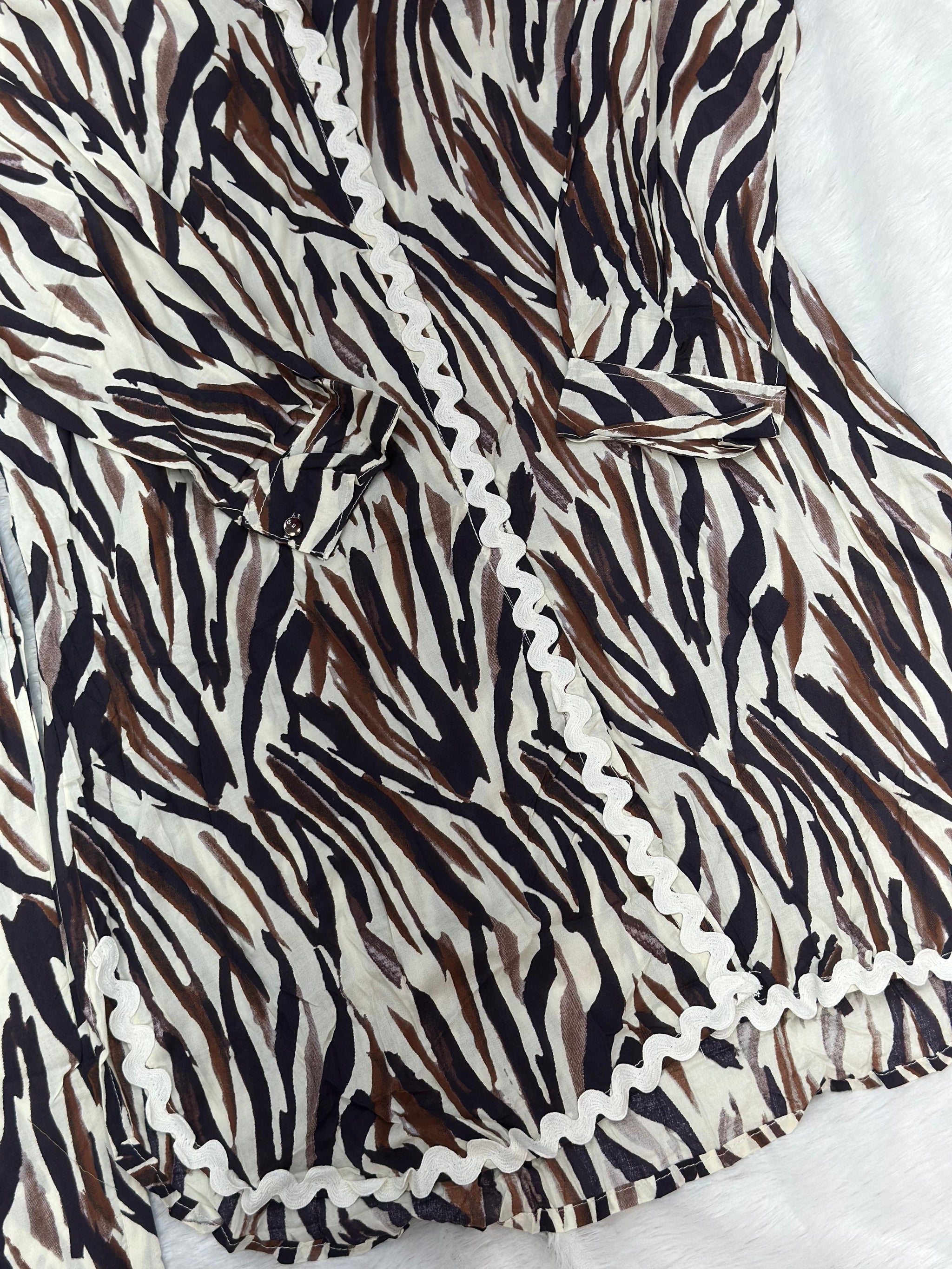 694 Casual Cordsets - Zebra
