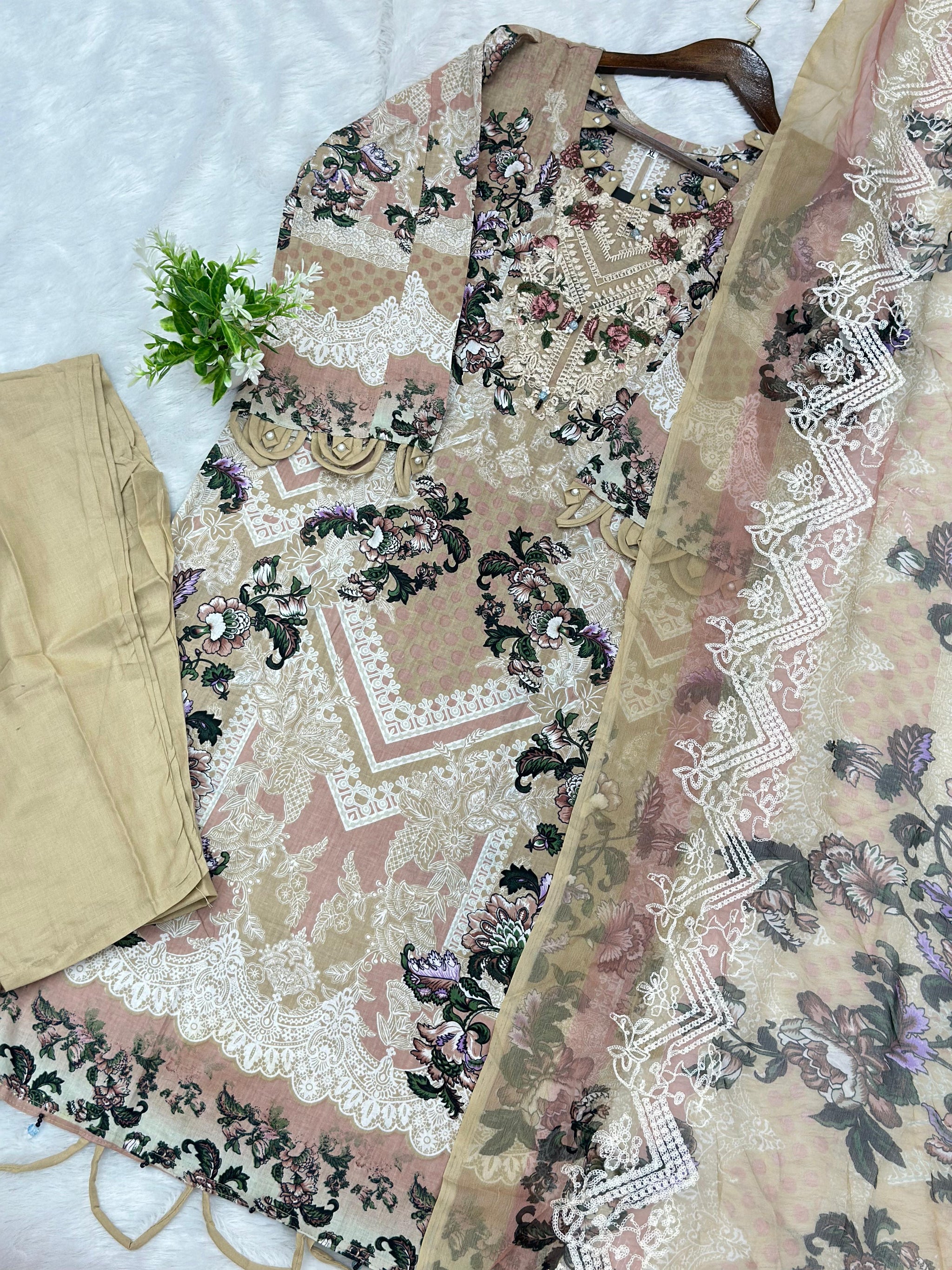 783 Readymade Jade Pakistani Floral Printed Lawn Suit