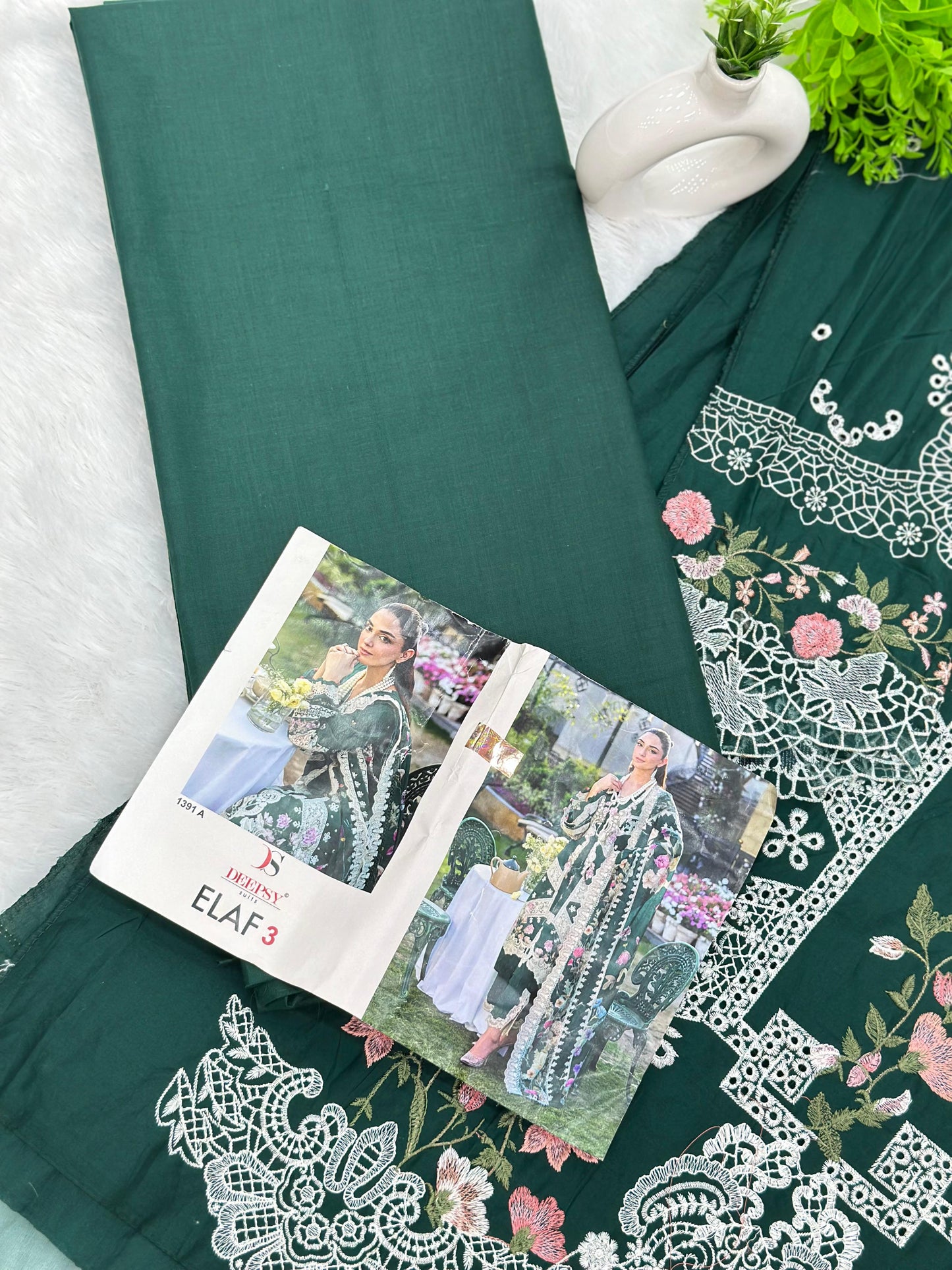972 Elaf Unstitched Pakistani Suit