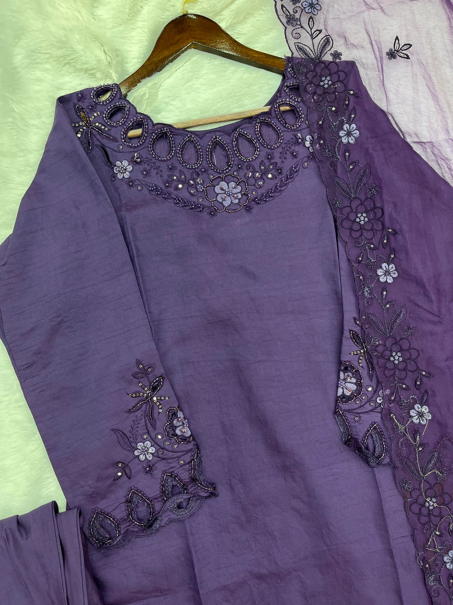 1148 Premium Pakistani Partywear - Purple