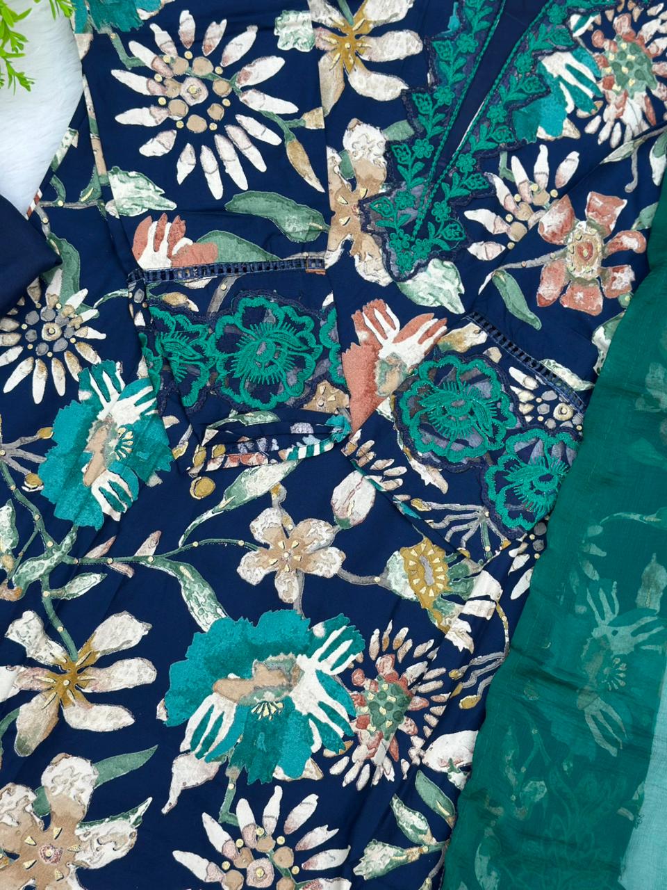 813 Readymade Pakistani Printed Coord-Set
