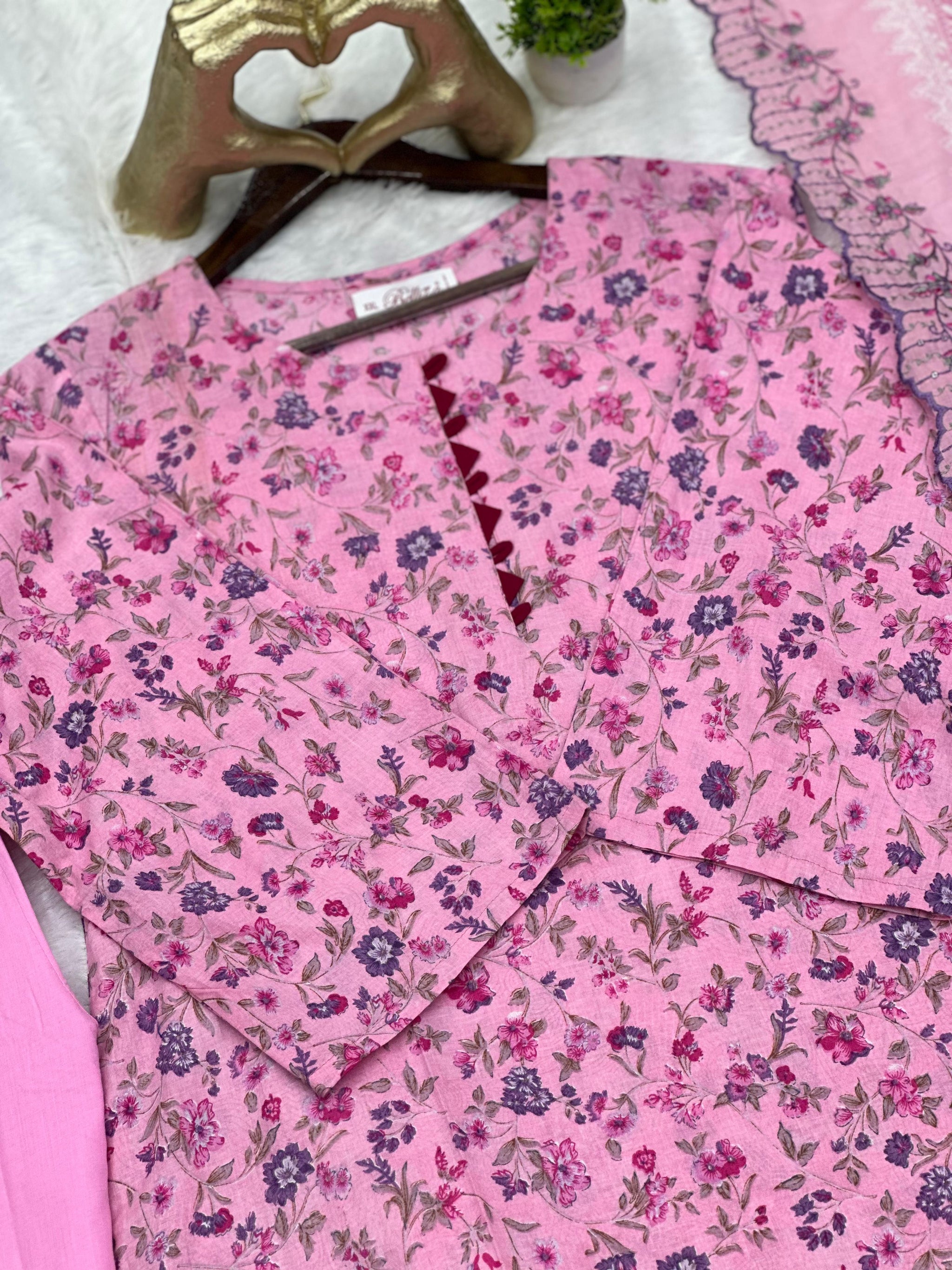 682 Pakistani Lawn Suit - Pink