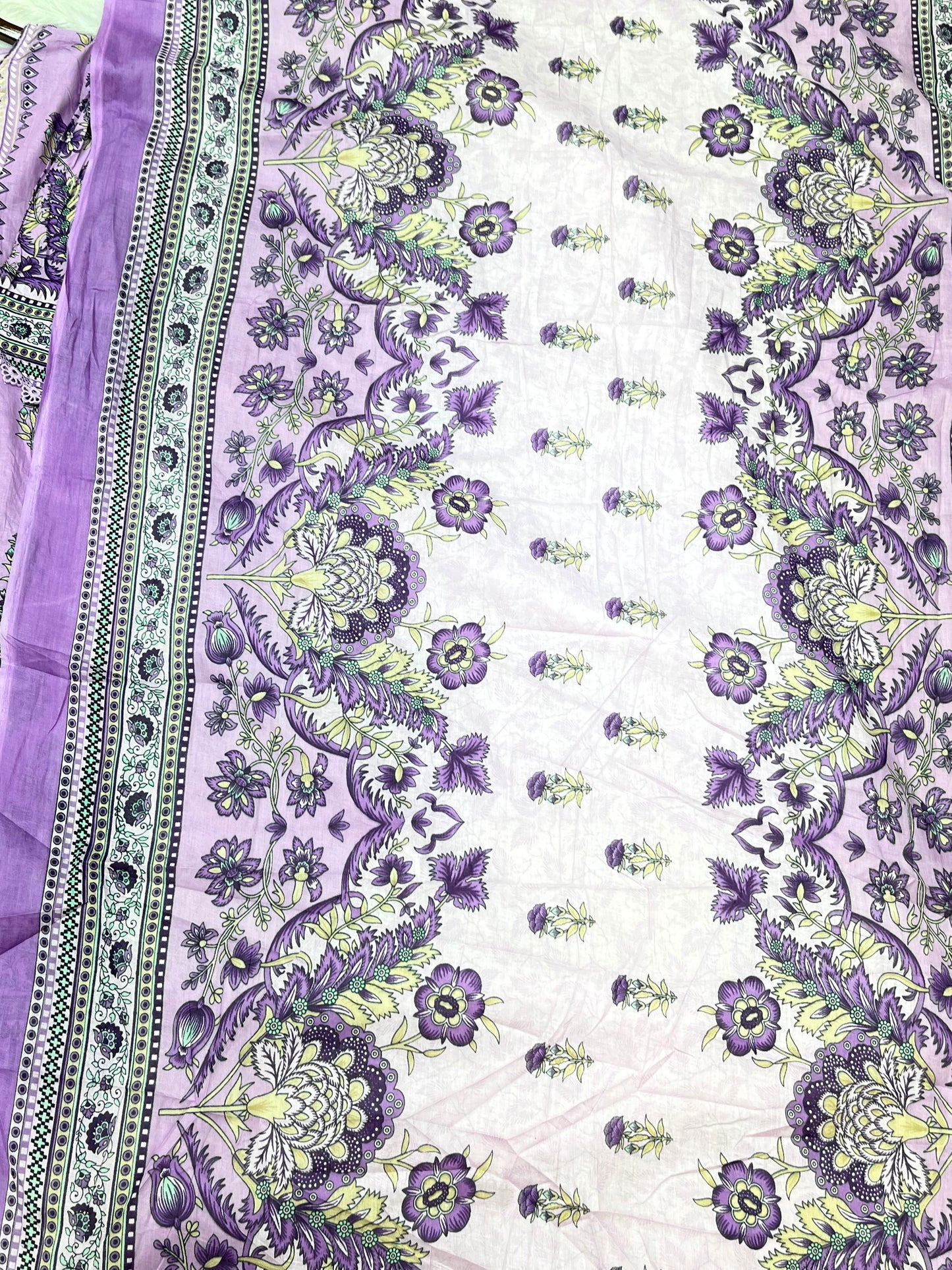1217 Pakistani Embroidered Suit