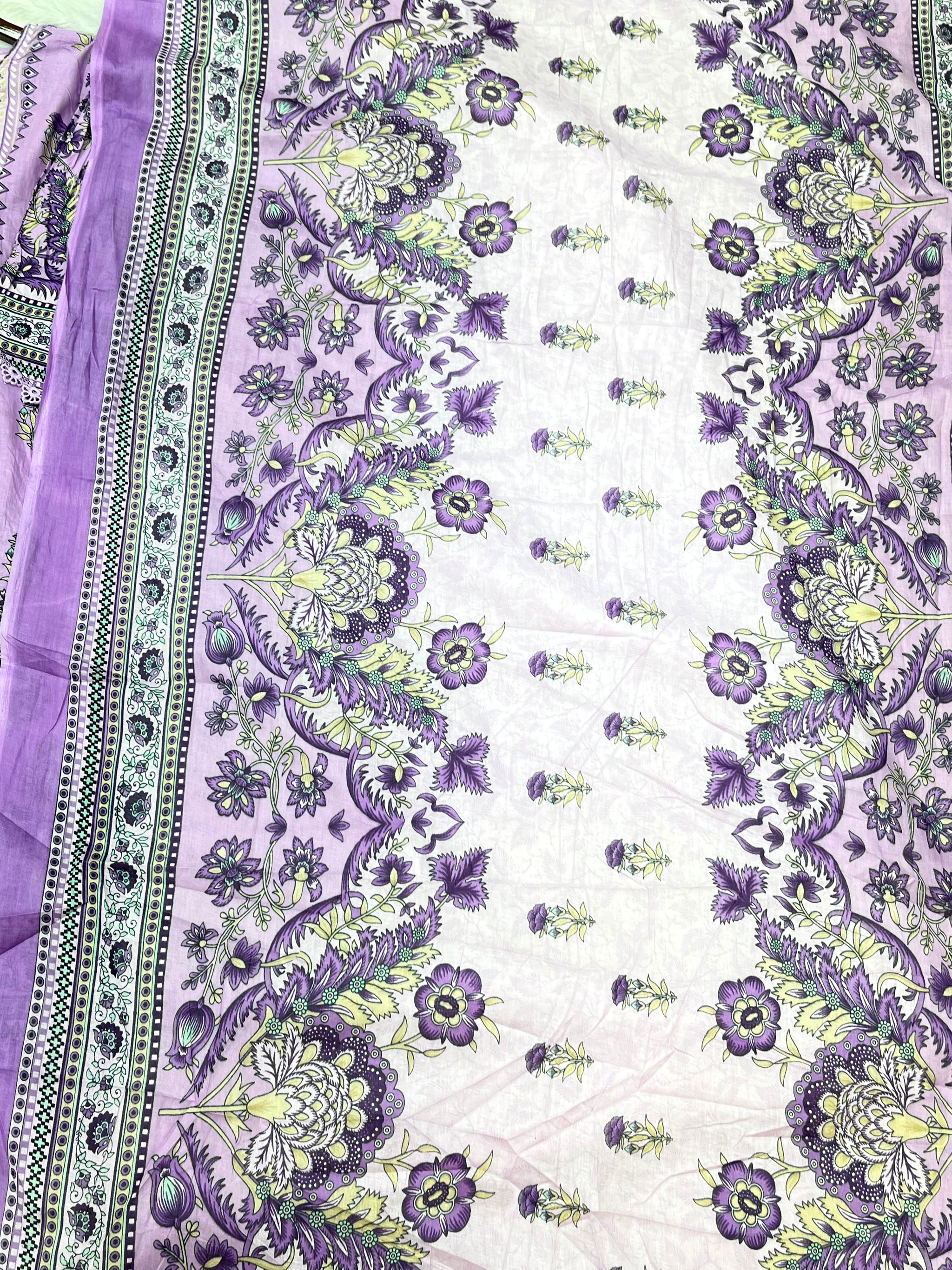 1217 Pakistani Embroidered Suit